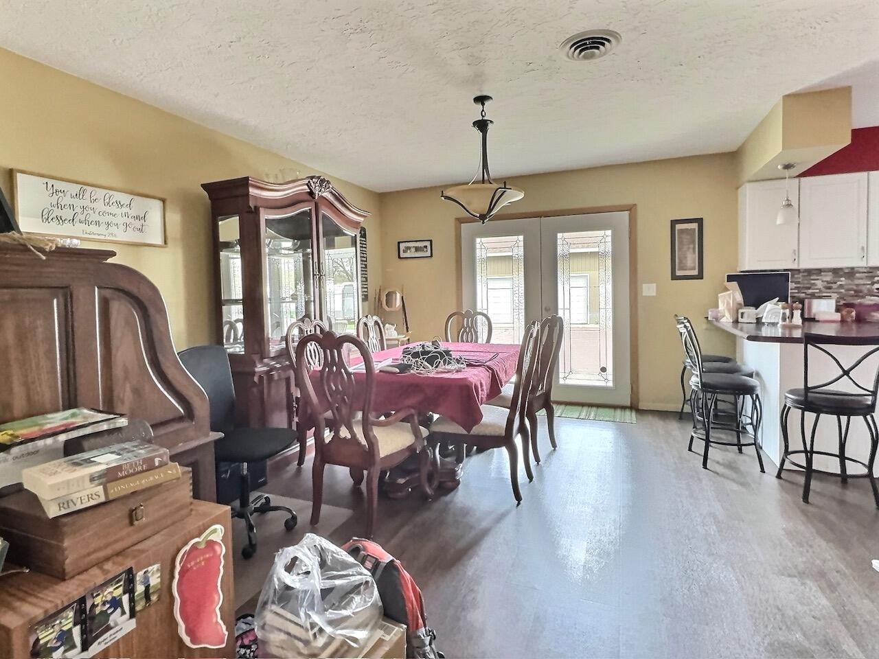 1000 W Havens Ave
