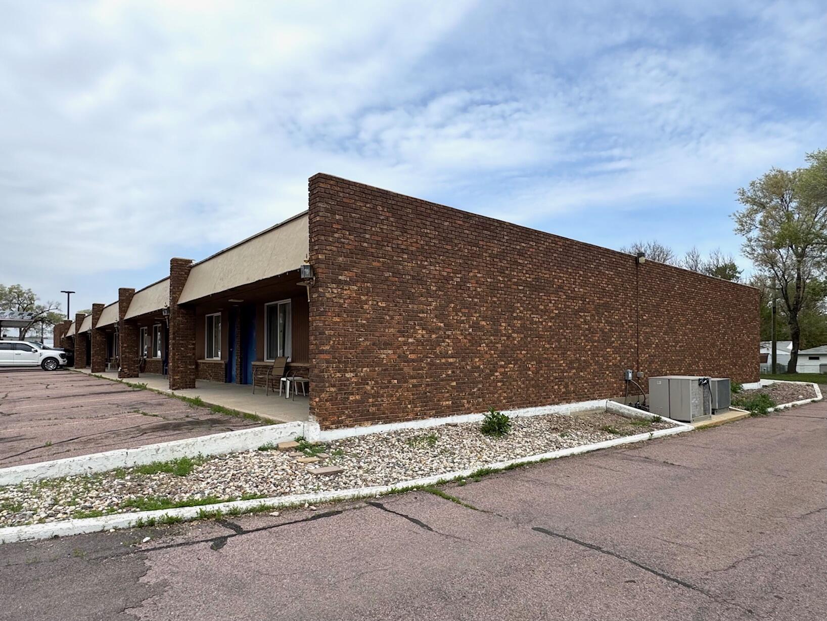 1000 W Havens Ave