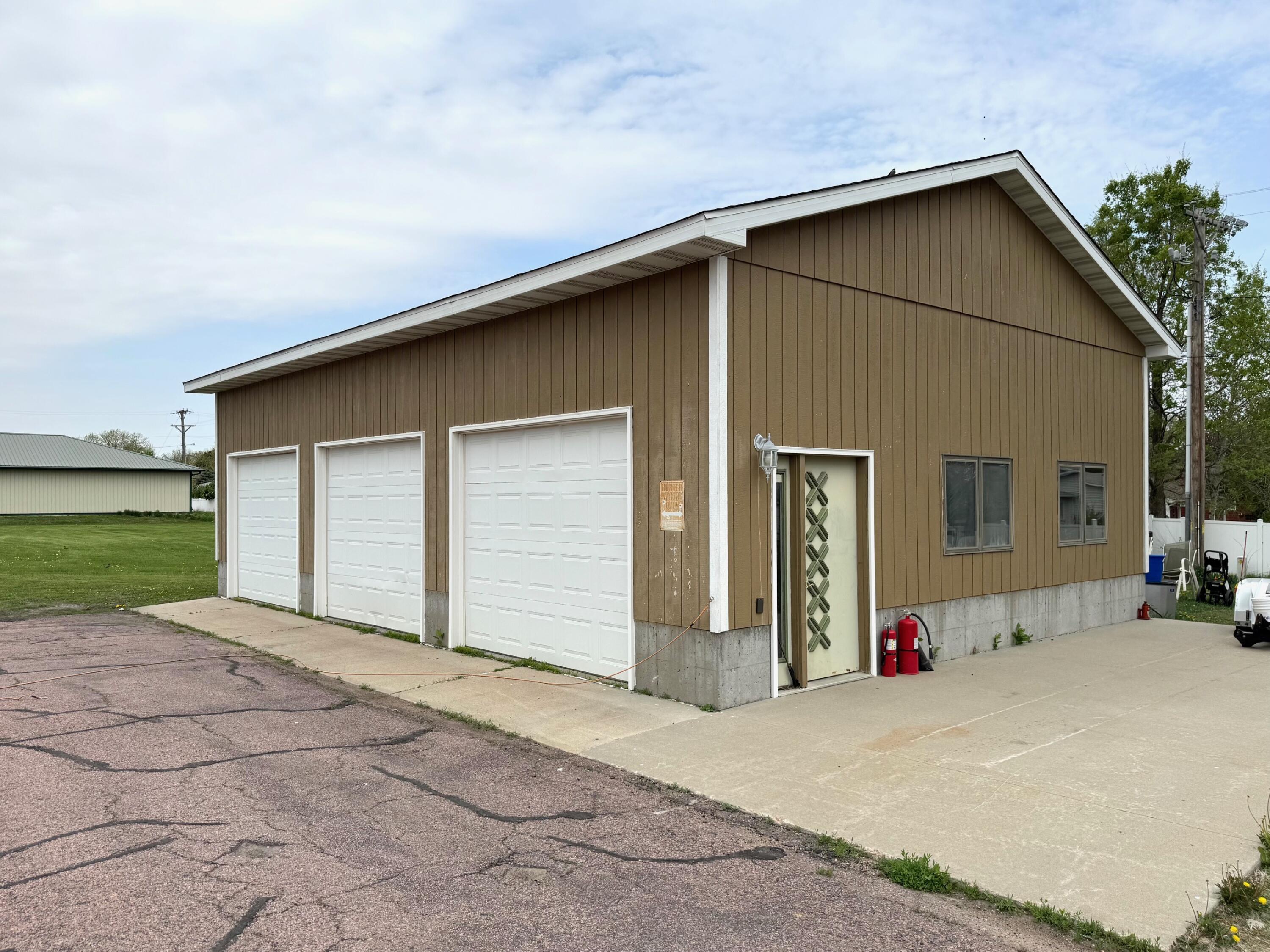 1000 W Havens Ave