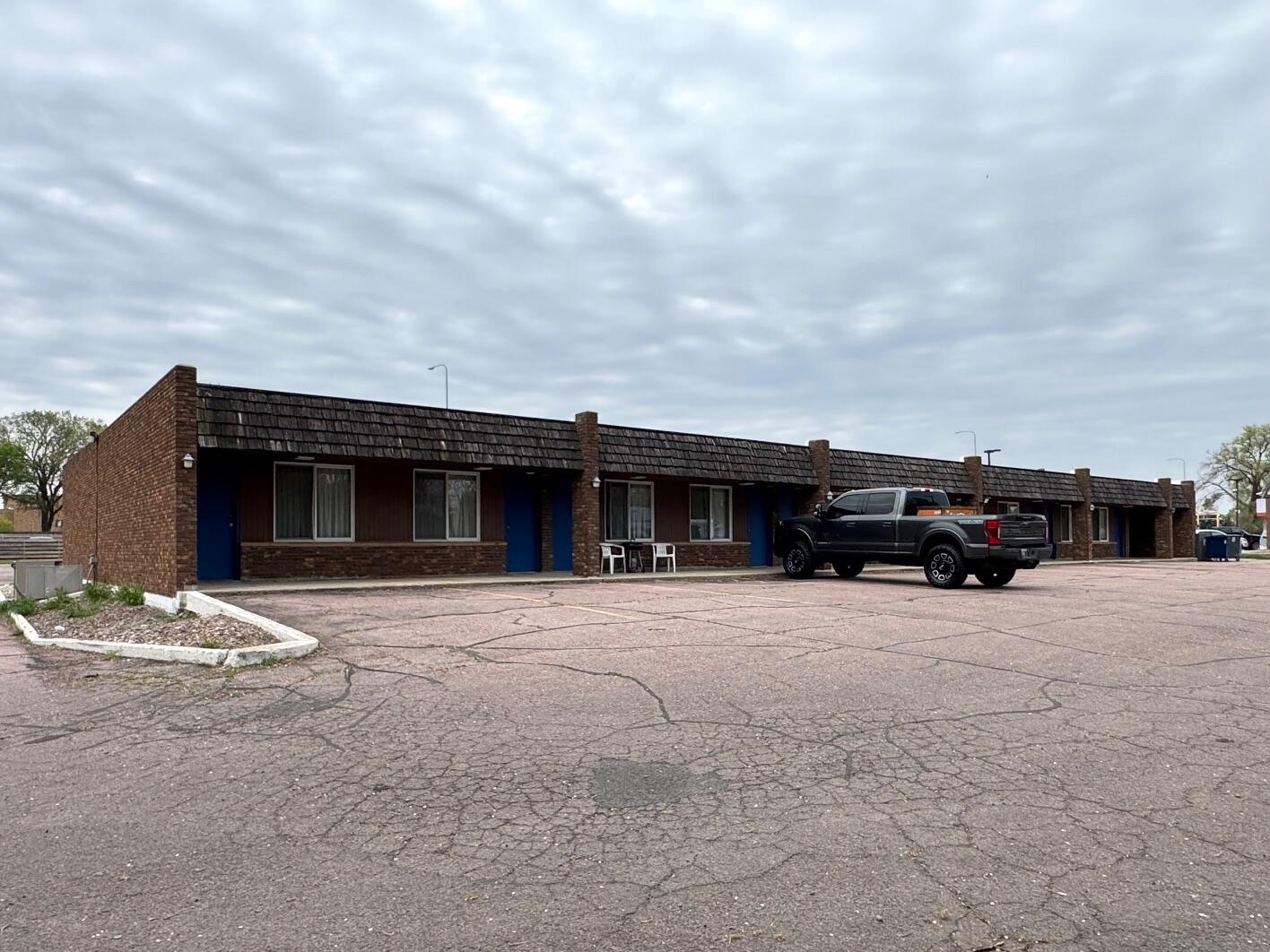 1000 W Havens Ave
