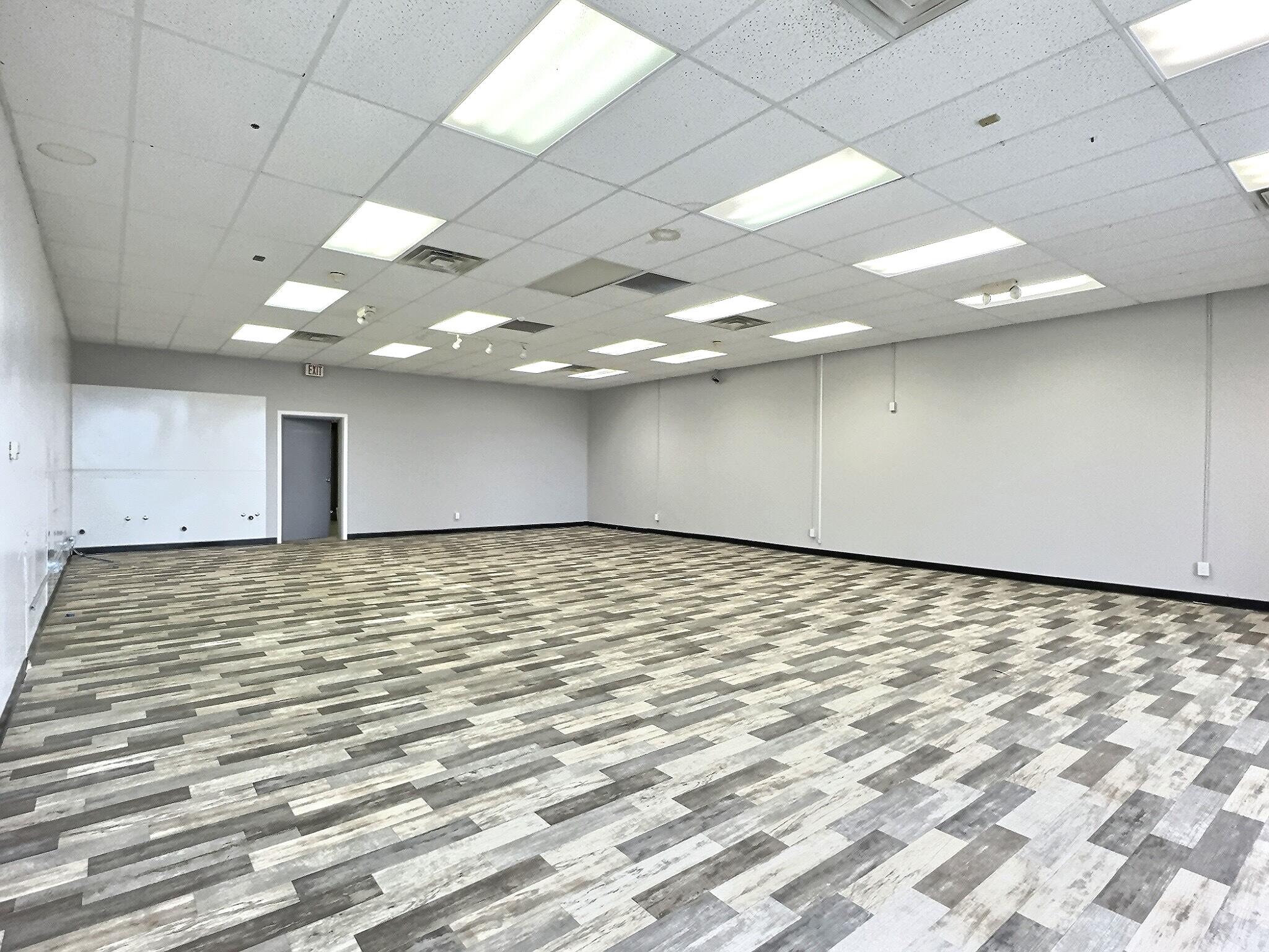 #3, 1901 N Main St