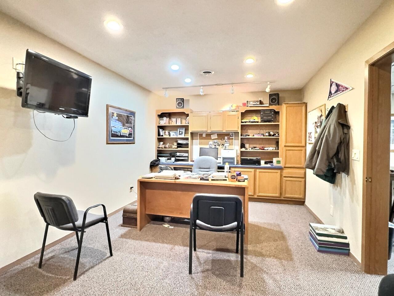 404 W 1st Ave