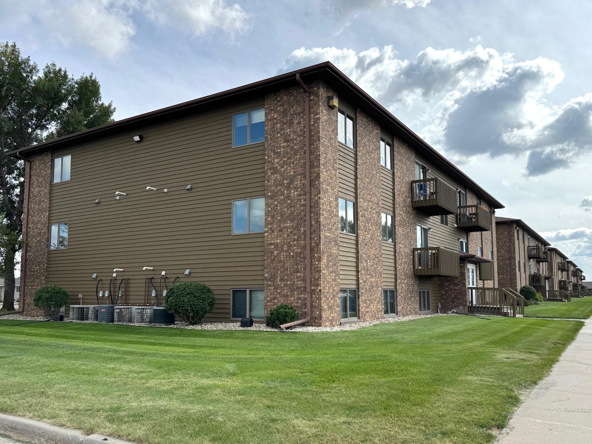 Various Kimball, Country, & Ohlman