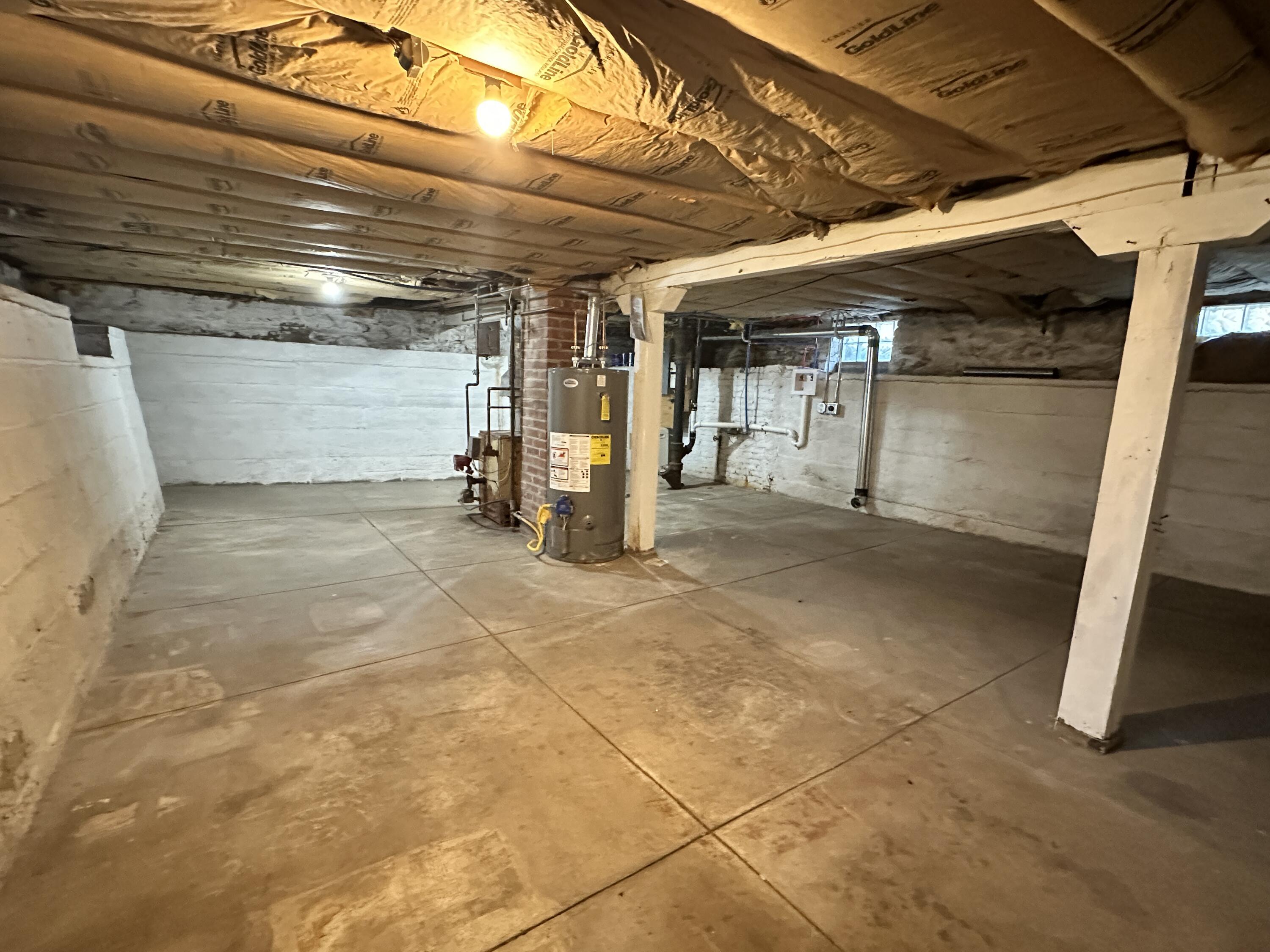 521 S Duff St