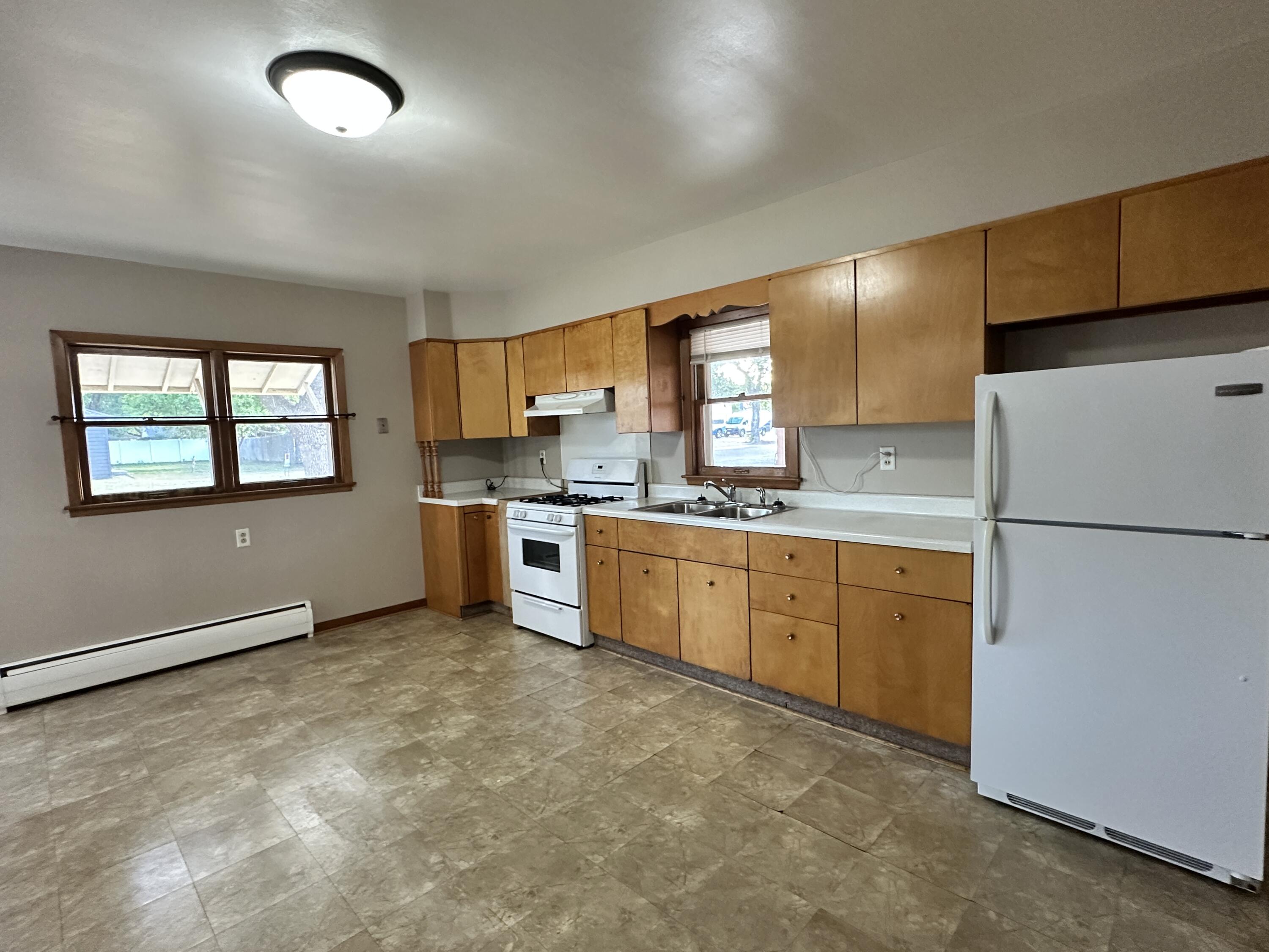 521 S Duff St