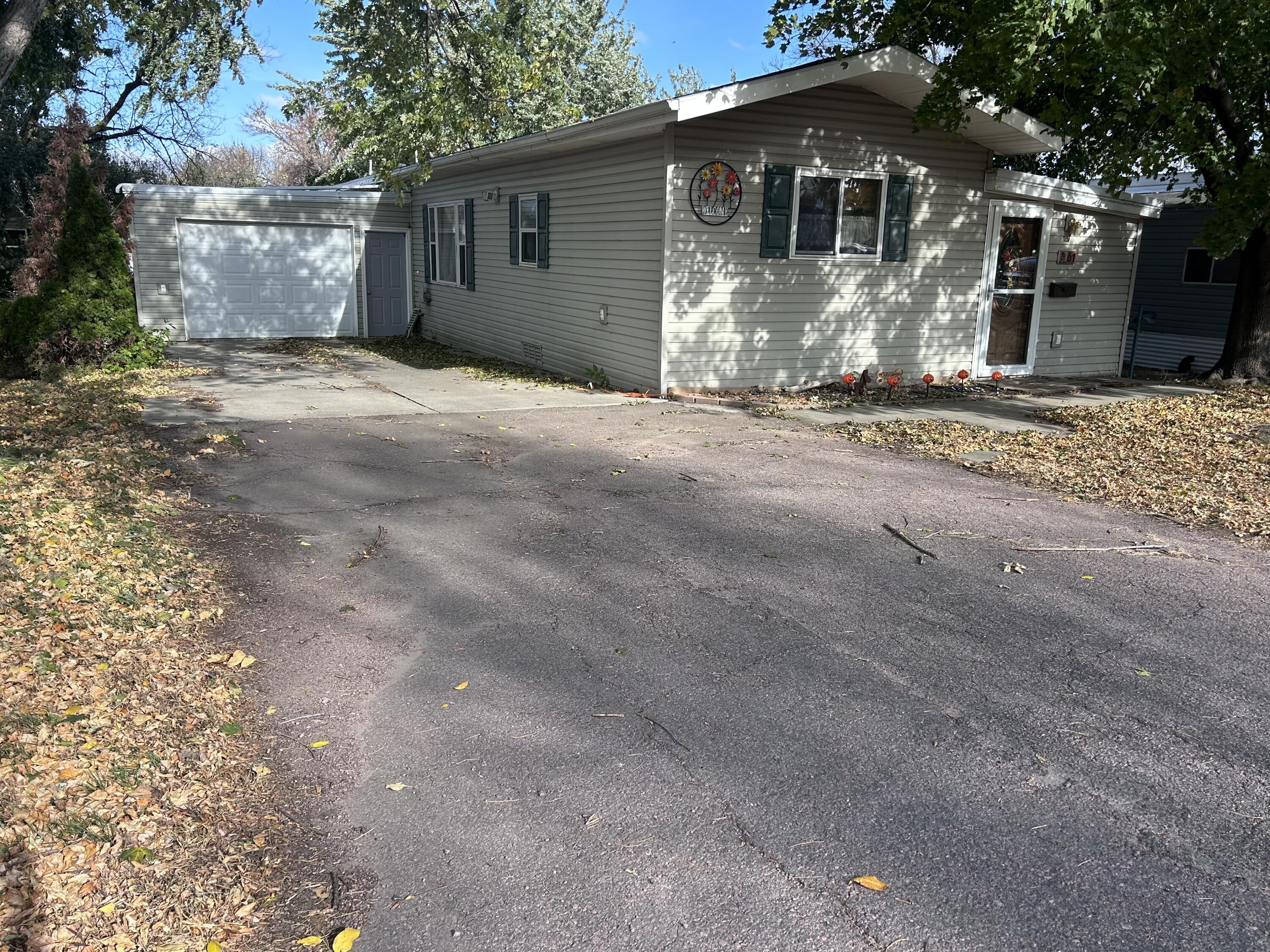 1401 S Main Lot 61 St