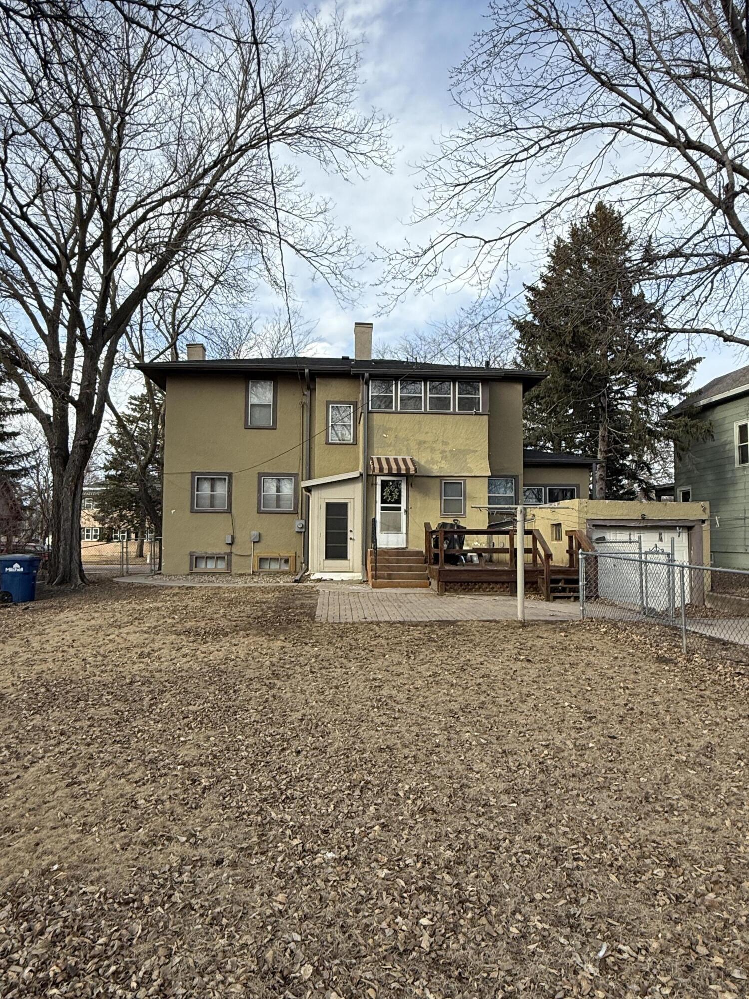 215 W 4th Ave