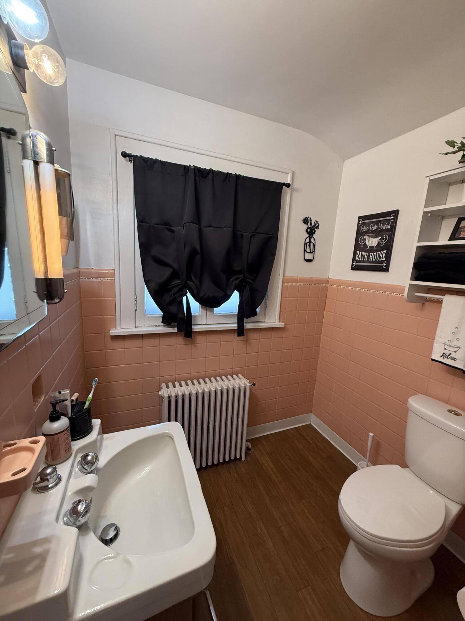 215 W 4th Ave