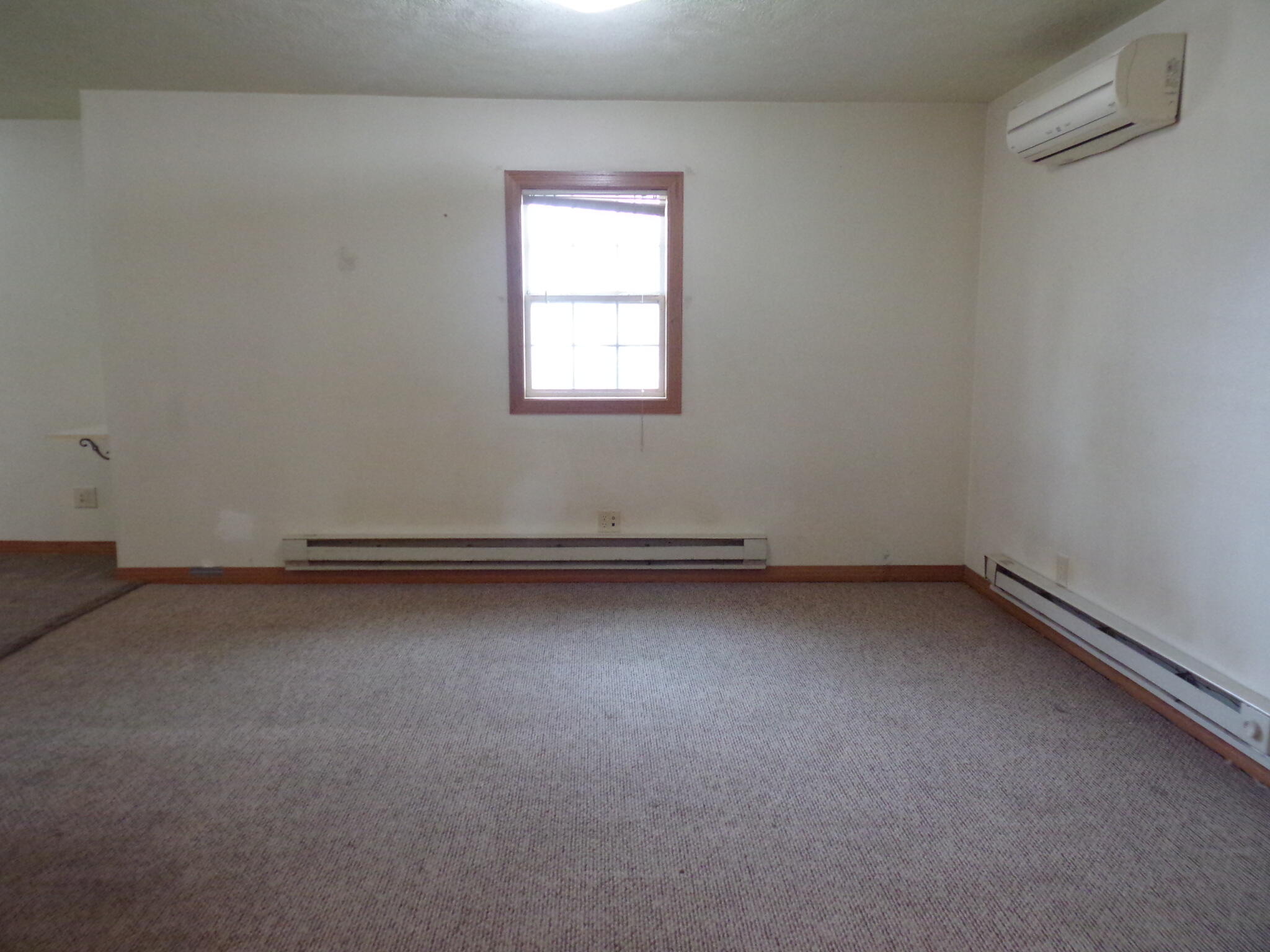 220 W 7th Ave