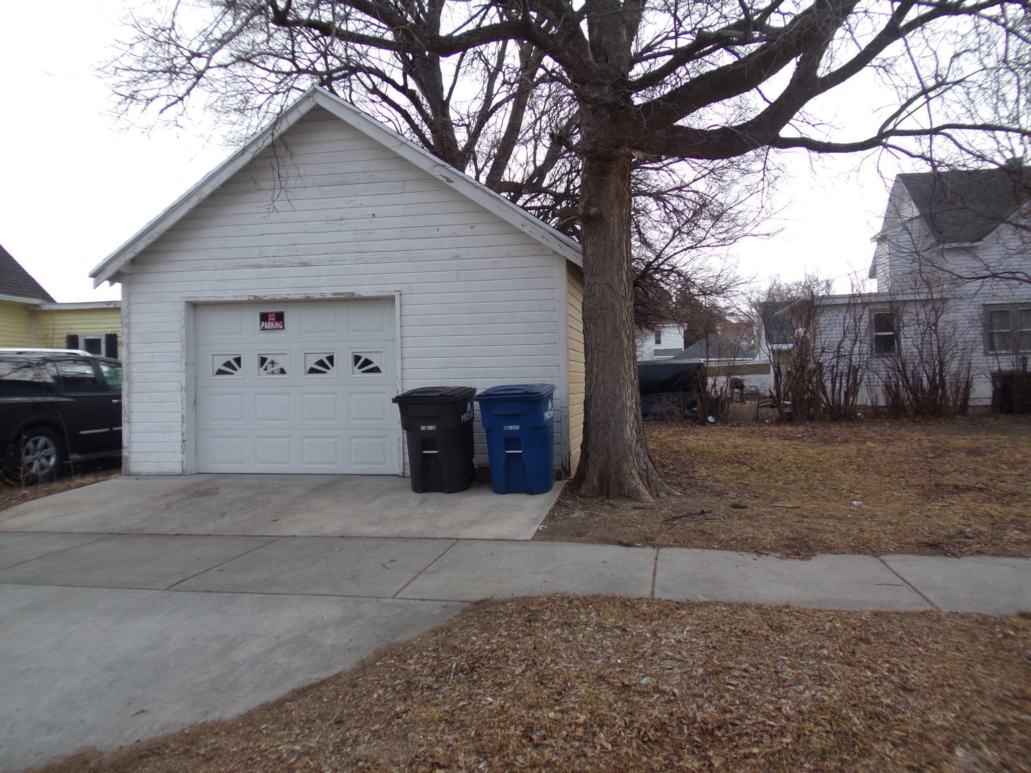 220 W 7th Ave
