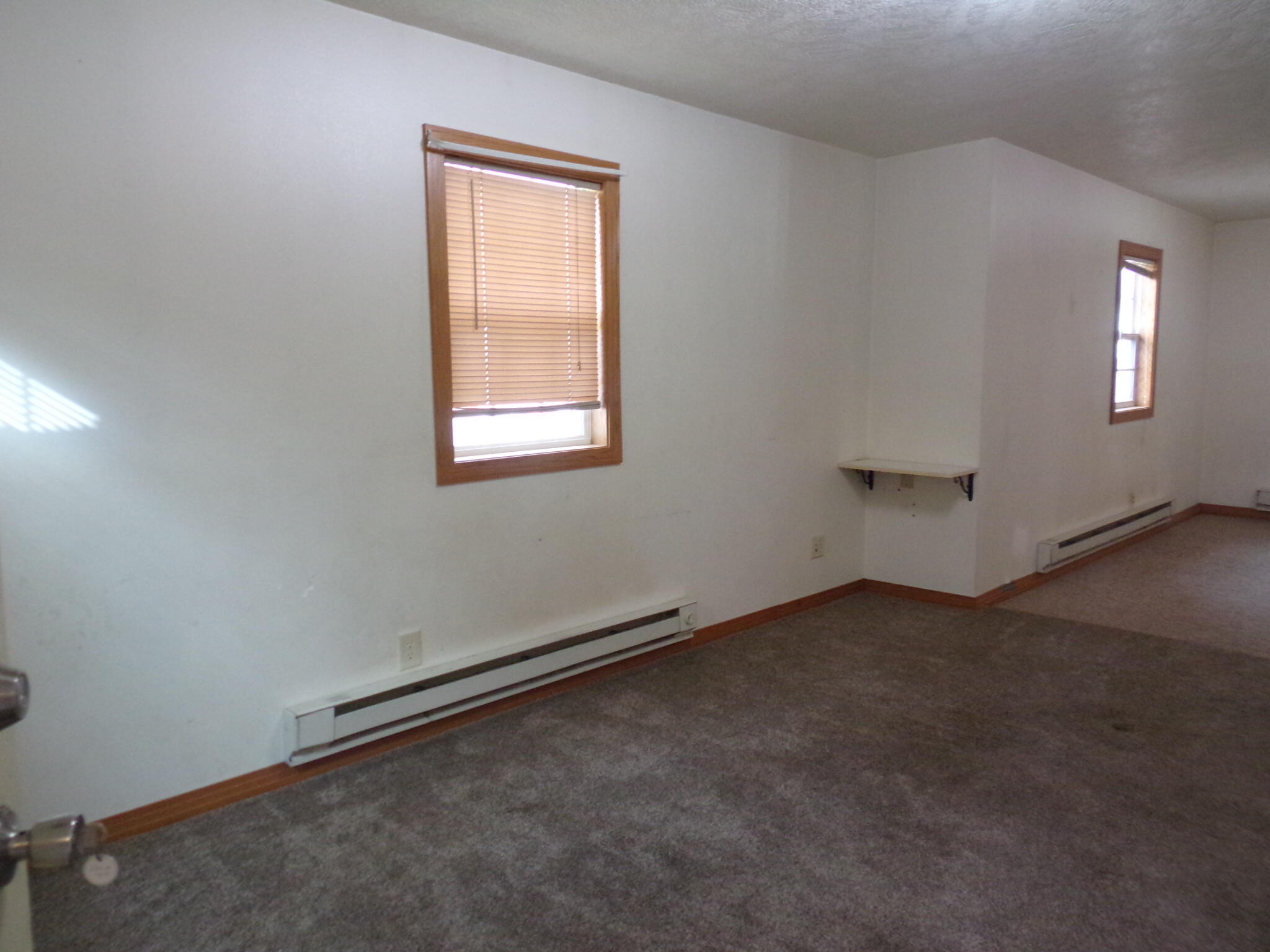 220 W 7th Ave