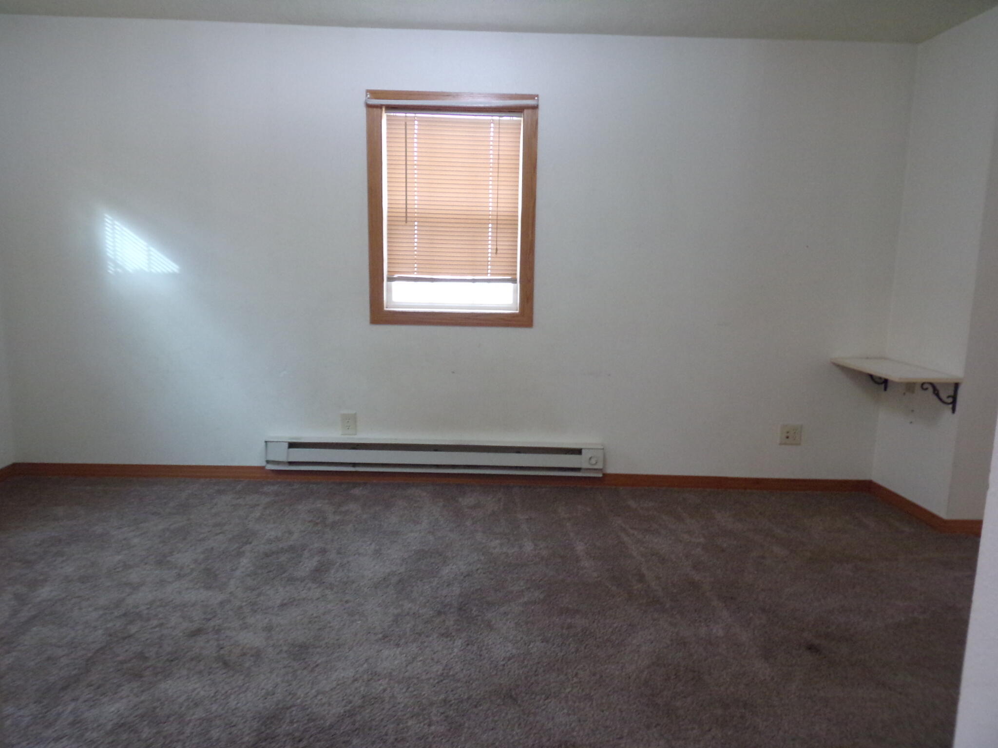 220 W 7th Ave
