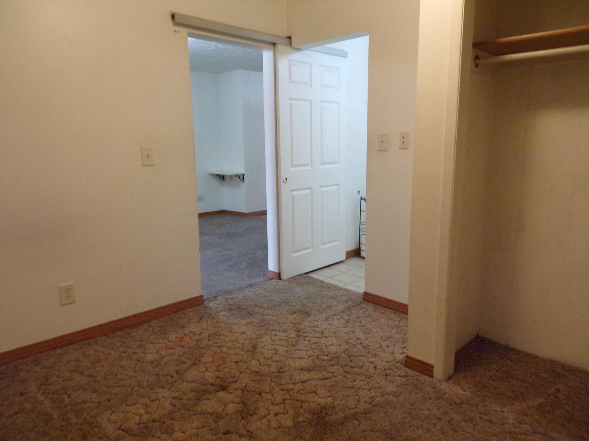 220 W 7th Ave