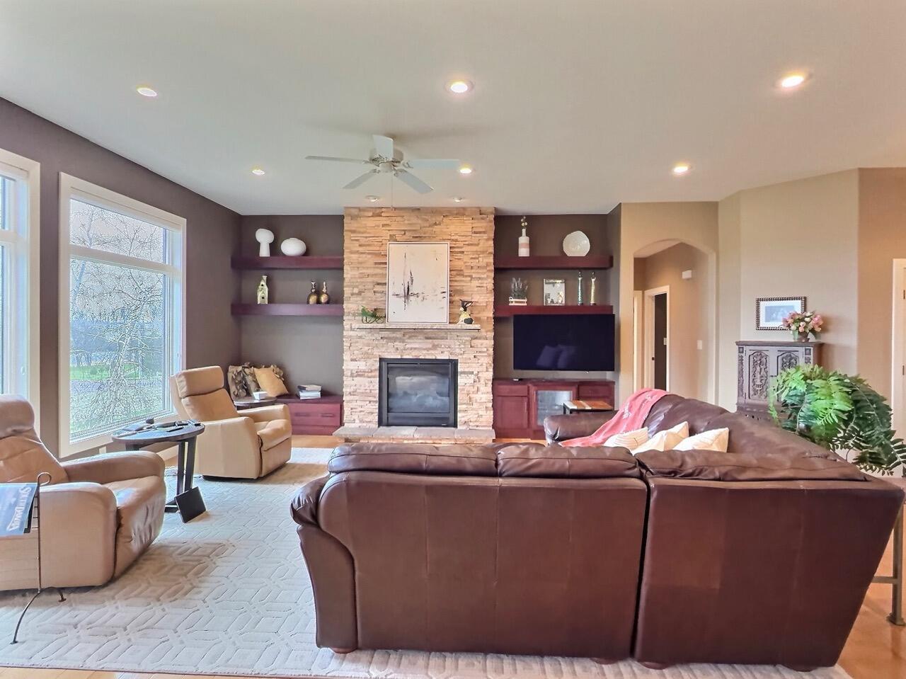 3209 Bills Beach Dr