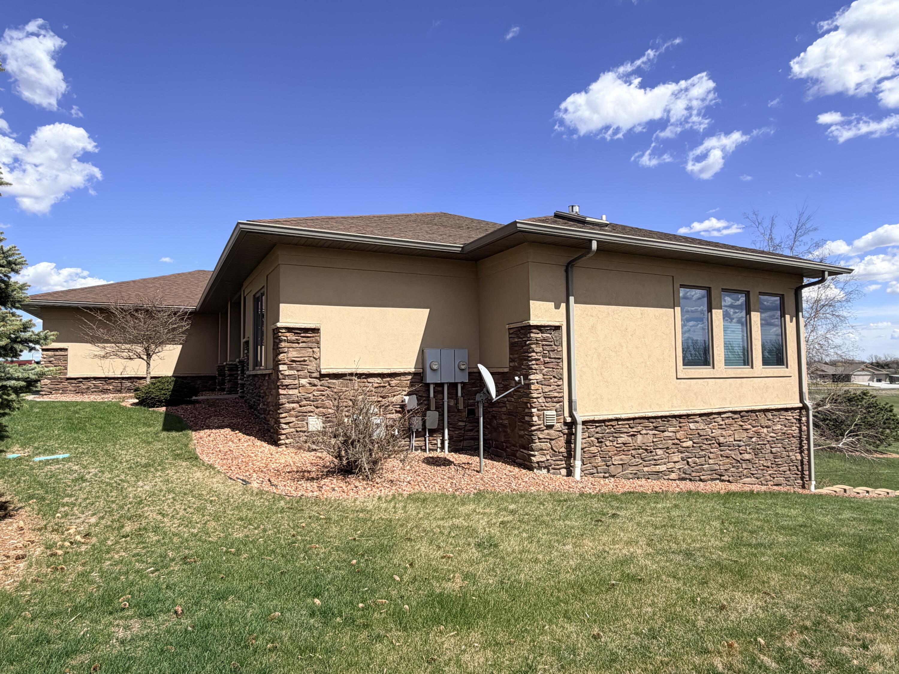 3209 Bills Beach Dr