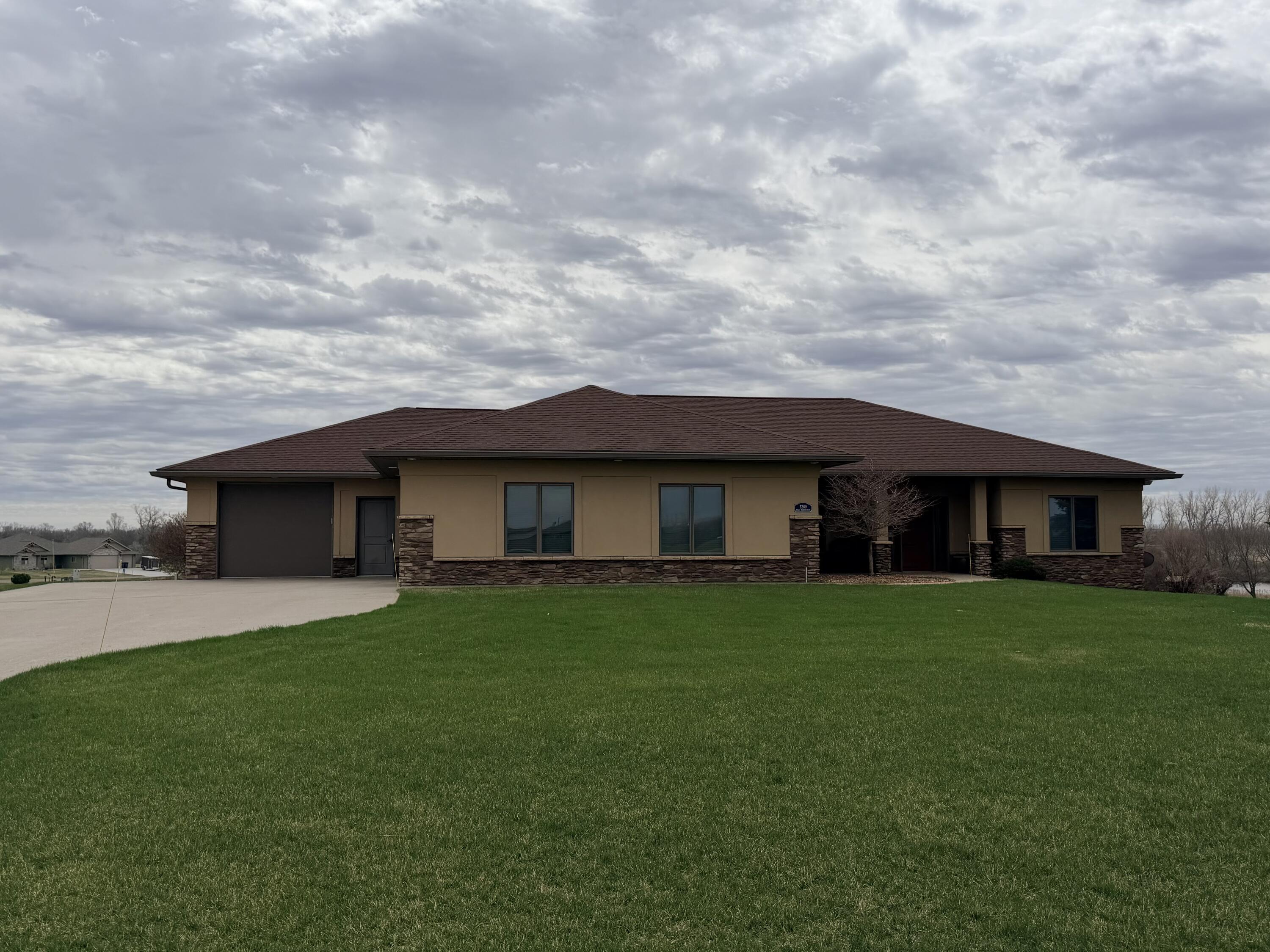 3209 Bills Beach Dr