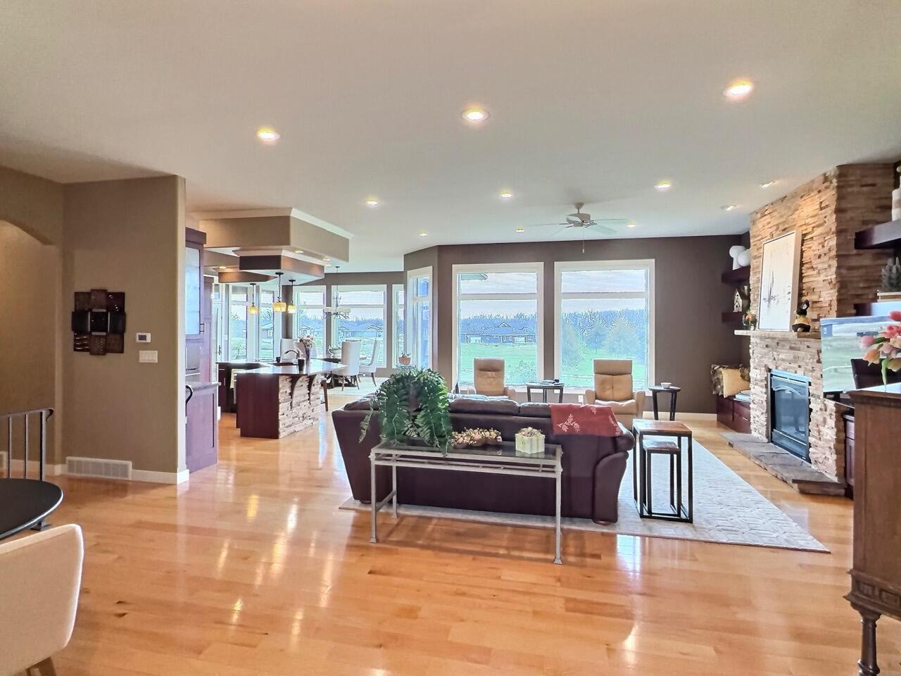 3209 Bills Beach Dr