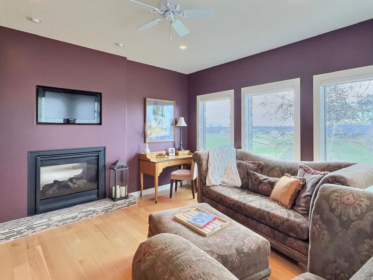 3209 Bills Beach Dr