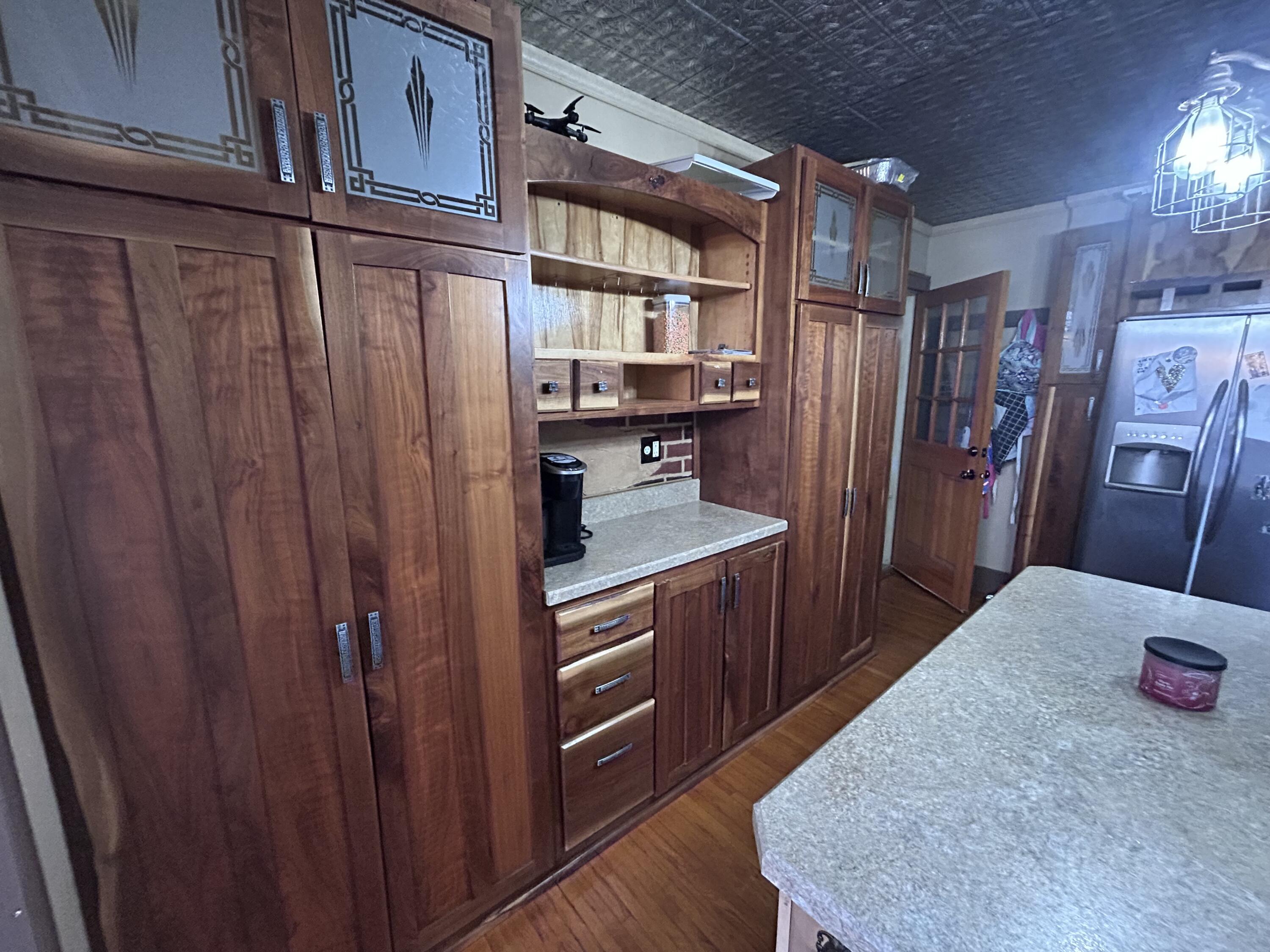 420 McCabe St