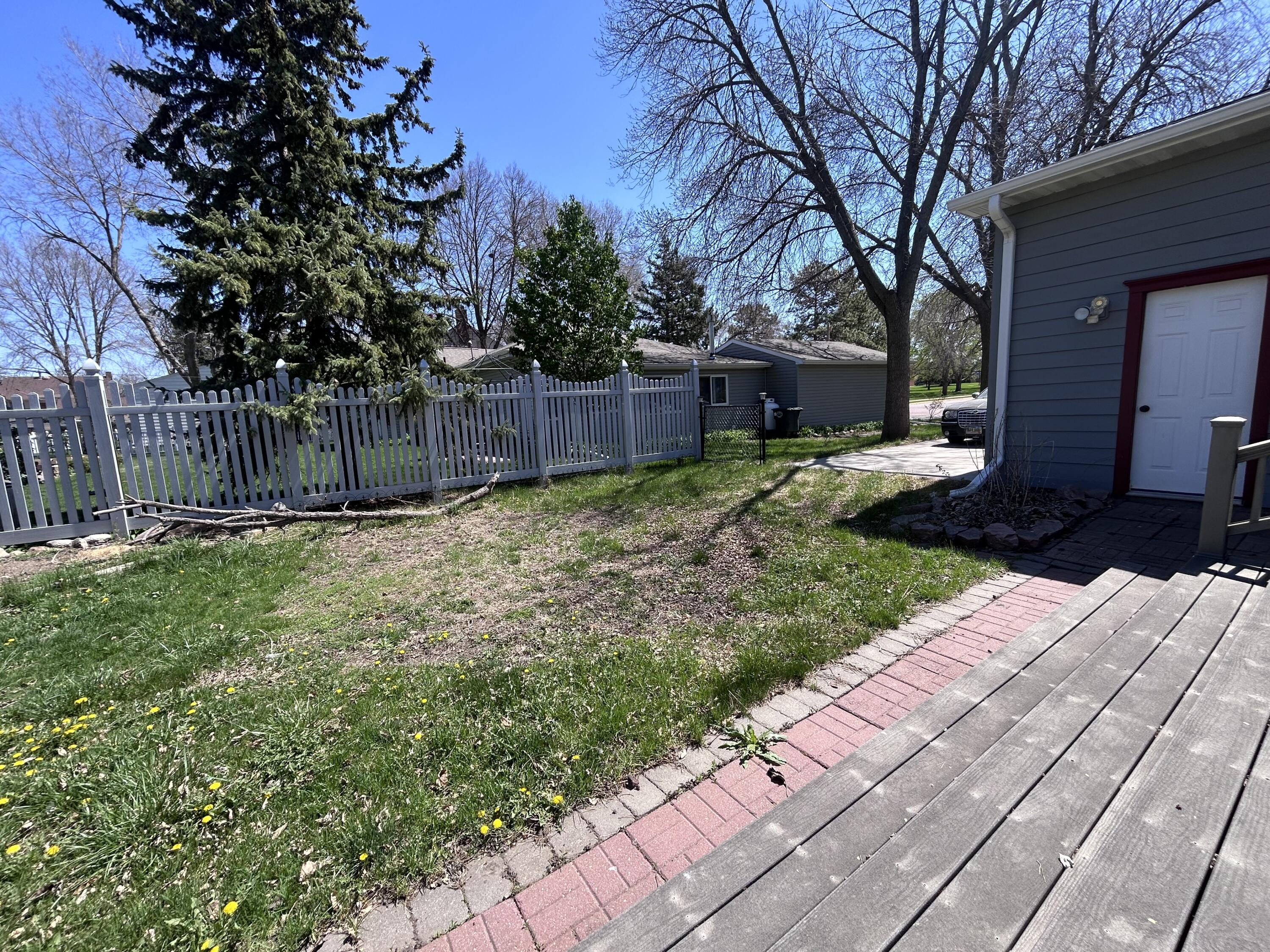 420 McCabe St