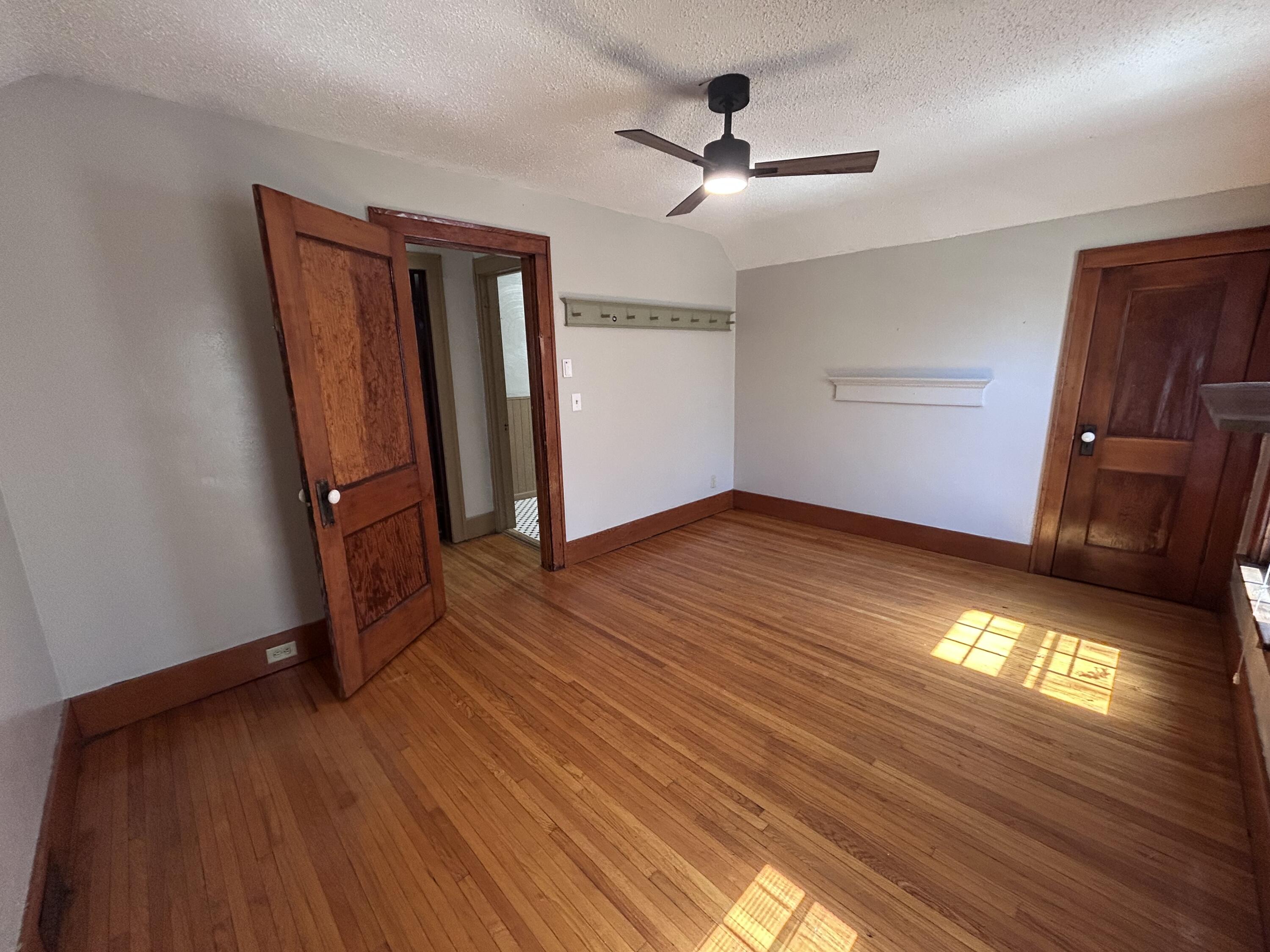 420 McCabe St