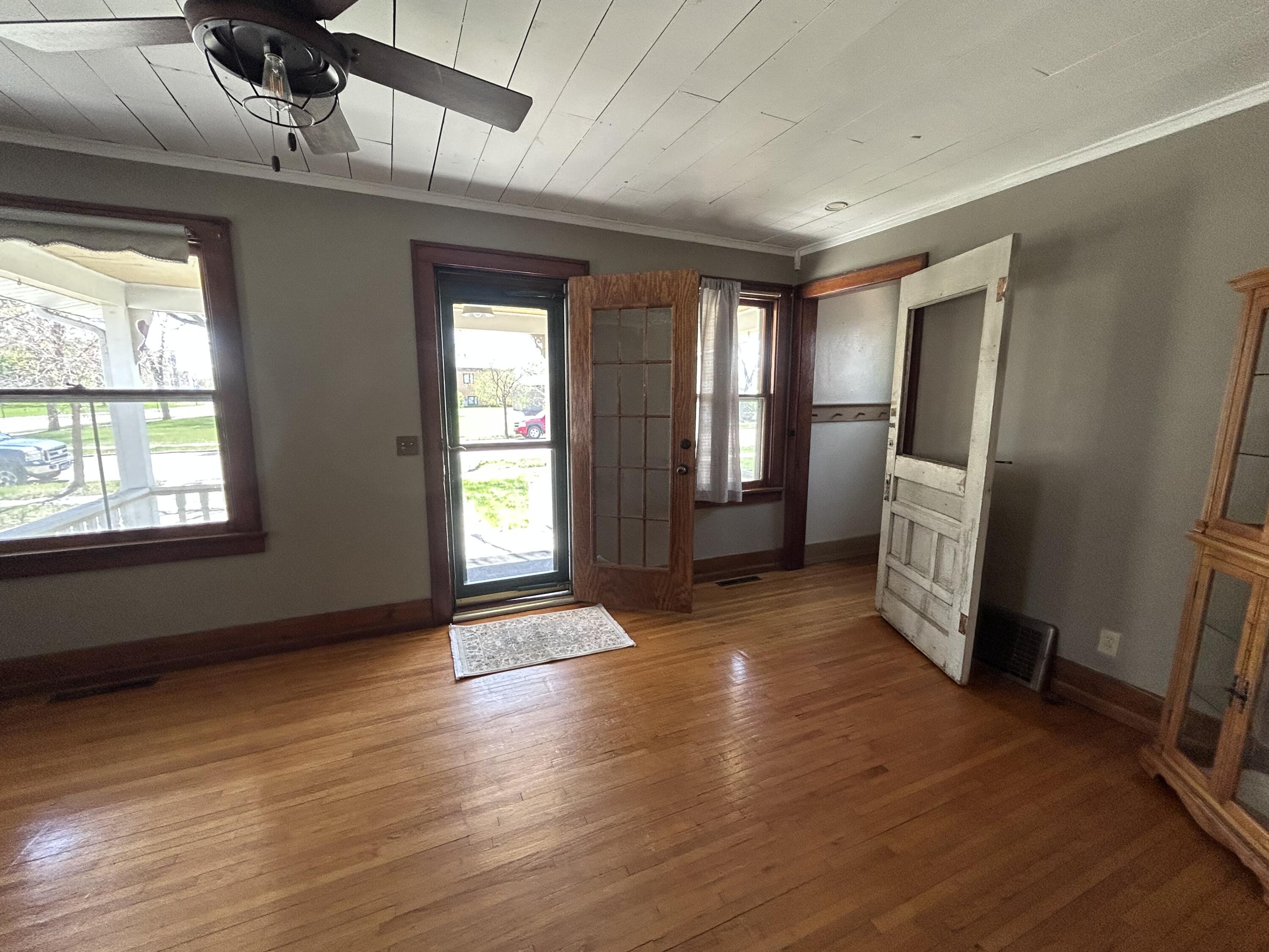 420 McCabe St