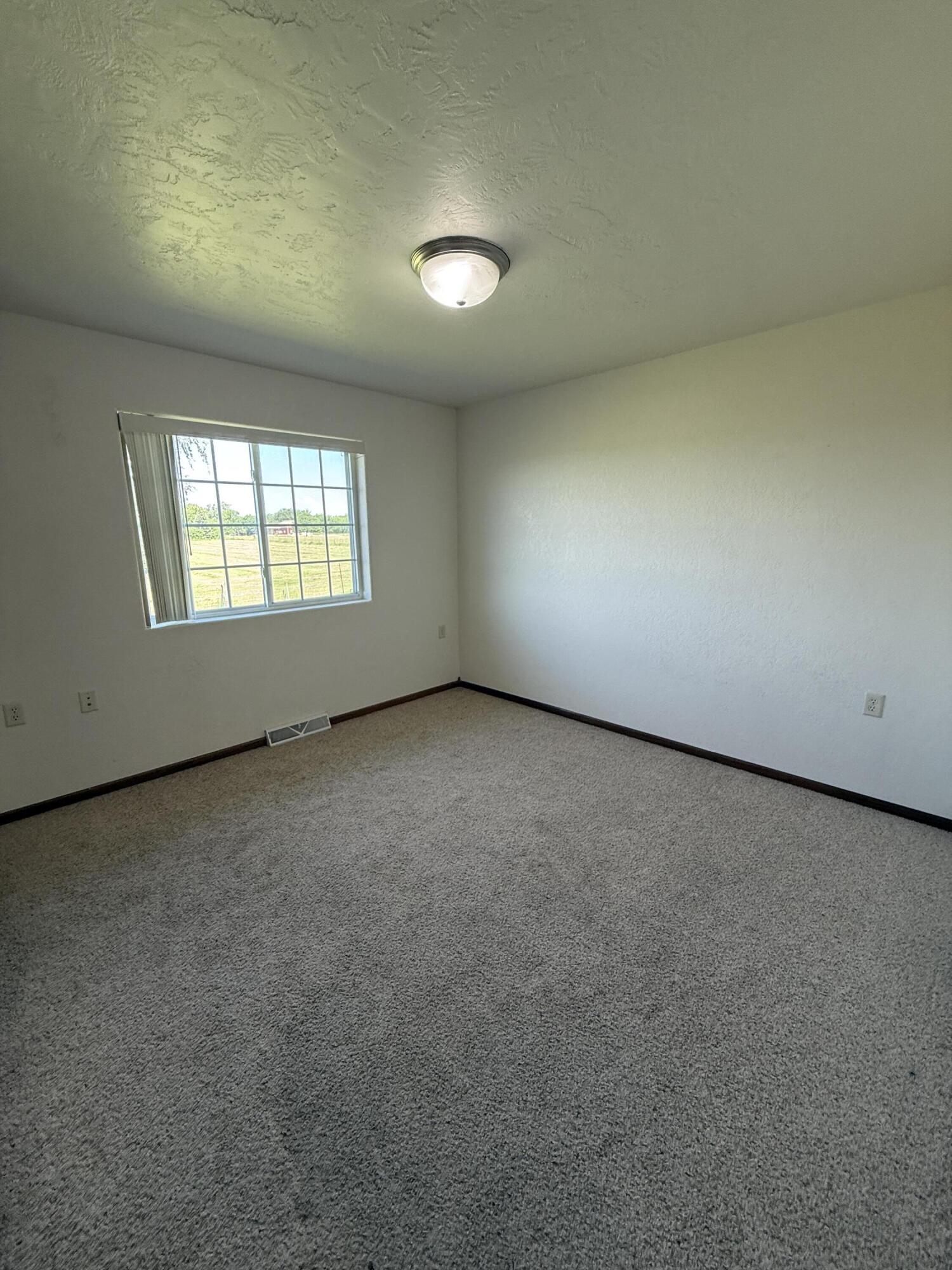 1809 Thomsen Place