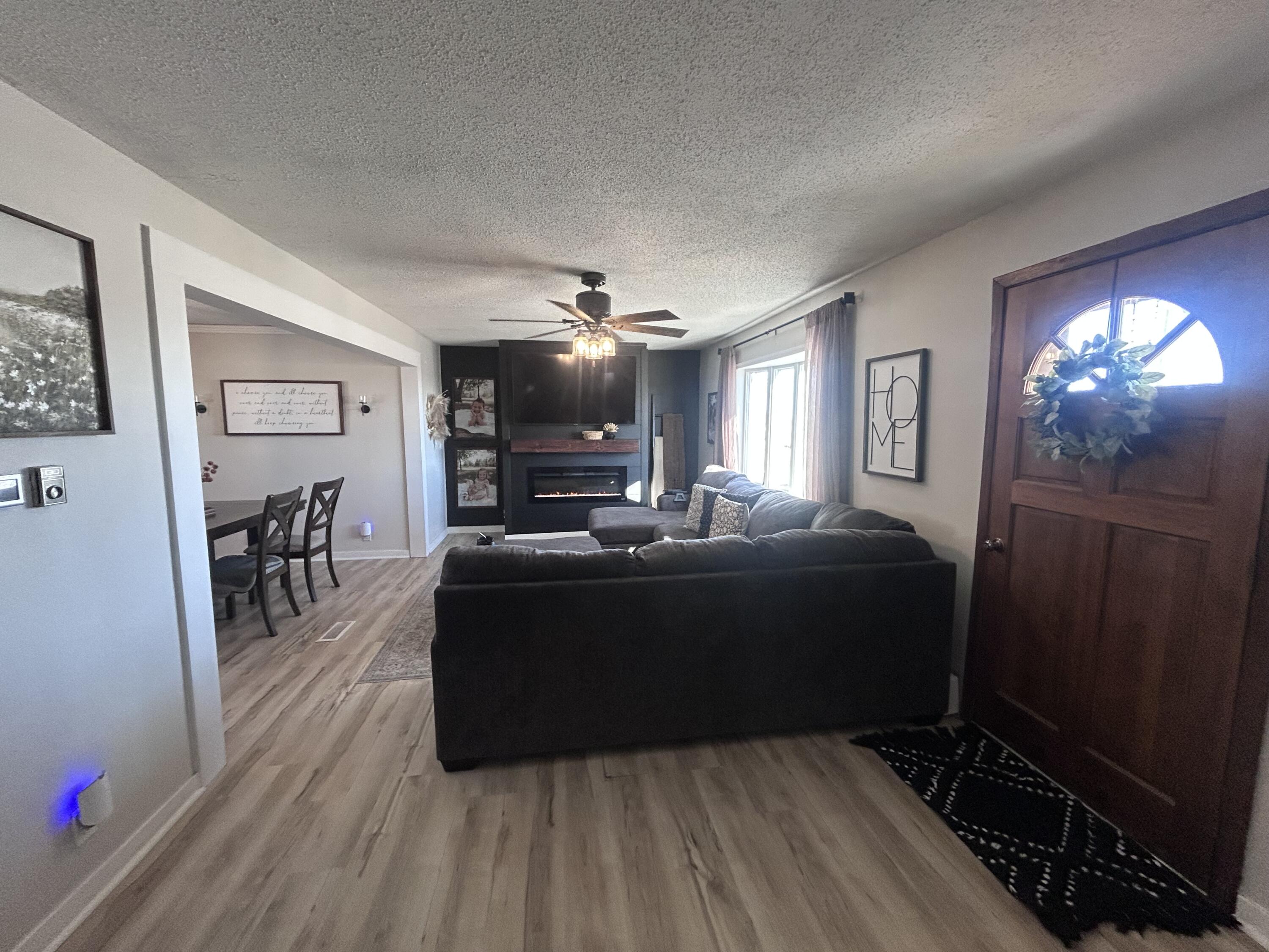 23991 HWY 37
