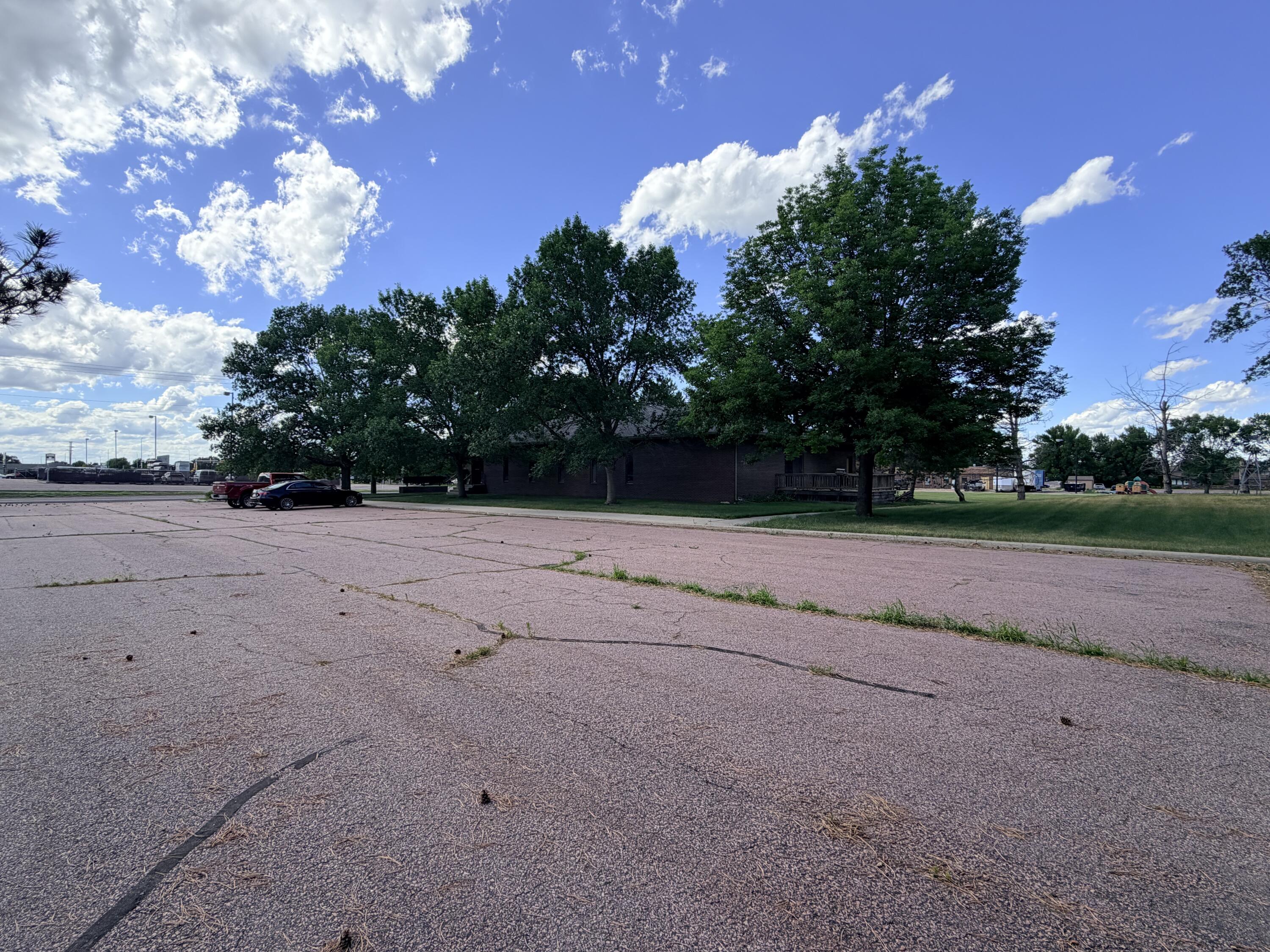 2000 N Kimball St