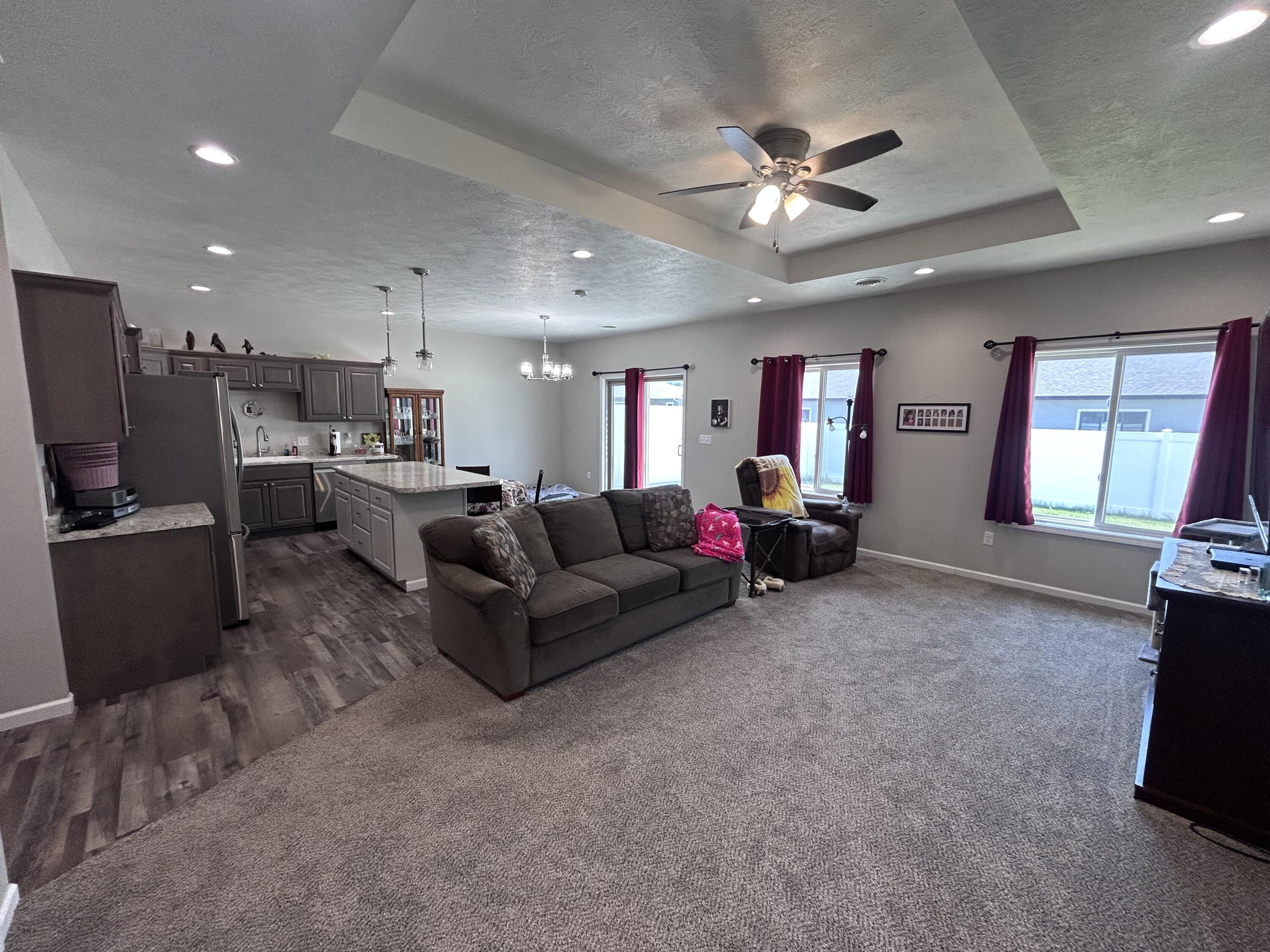 2823 Cottonwood Cir
