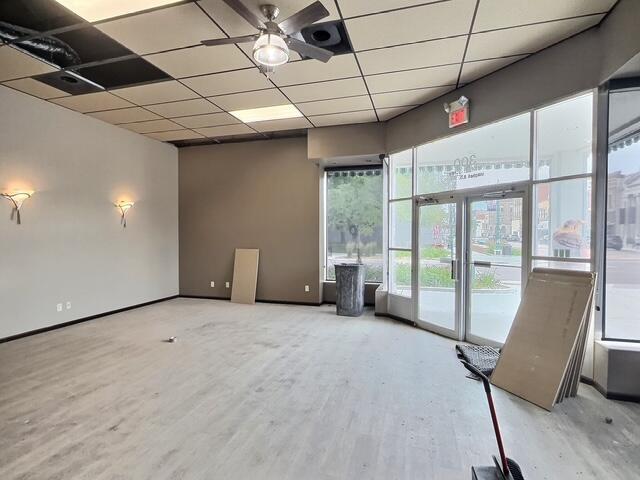 300 N Main St