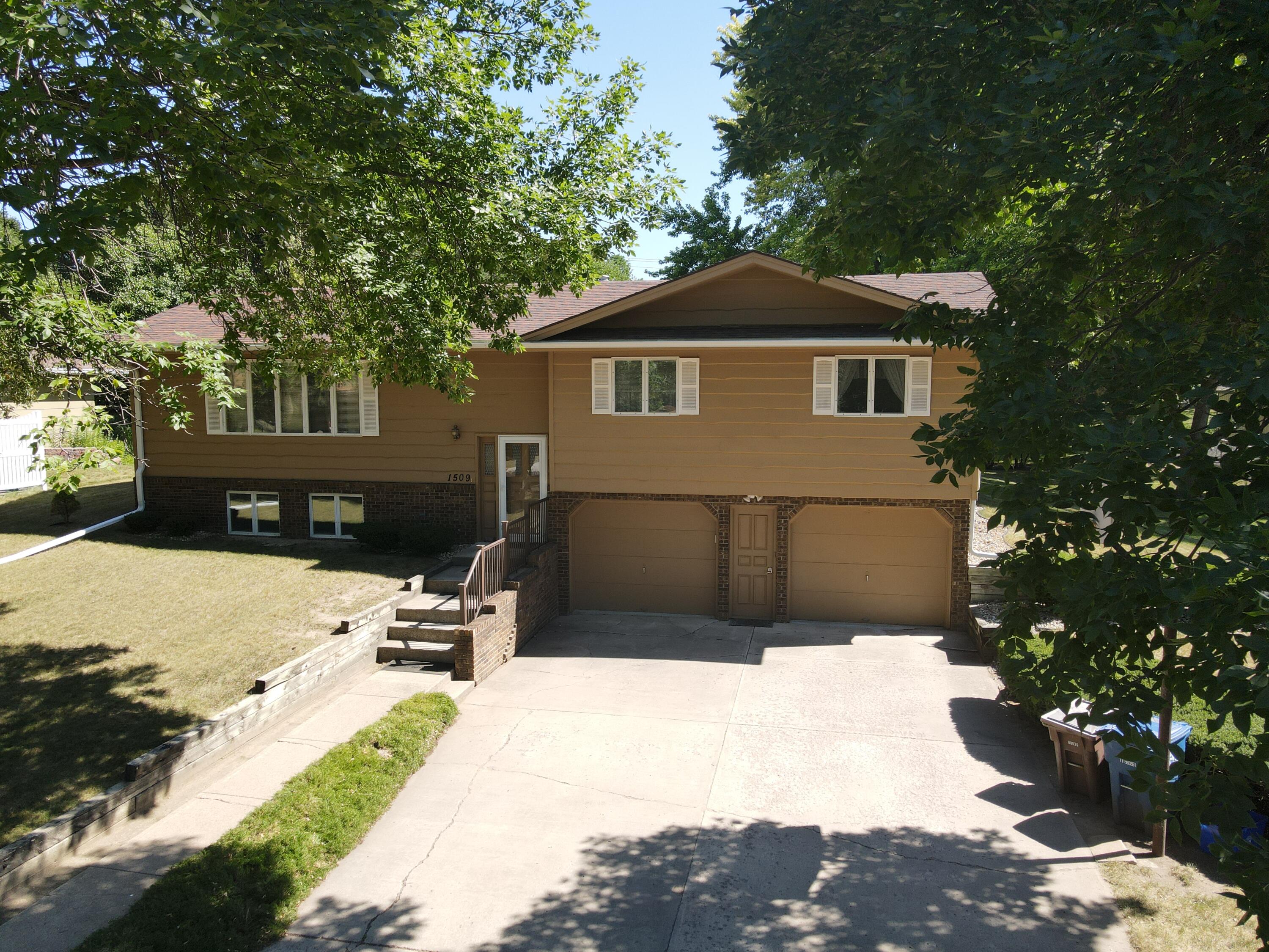 1509 W Hanson Ave