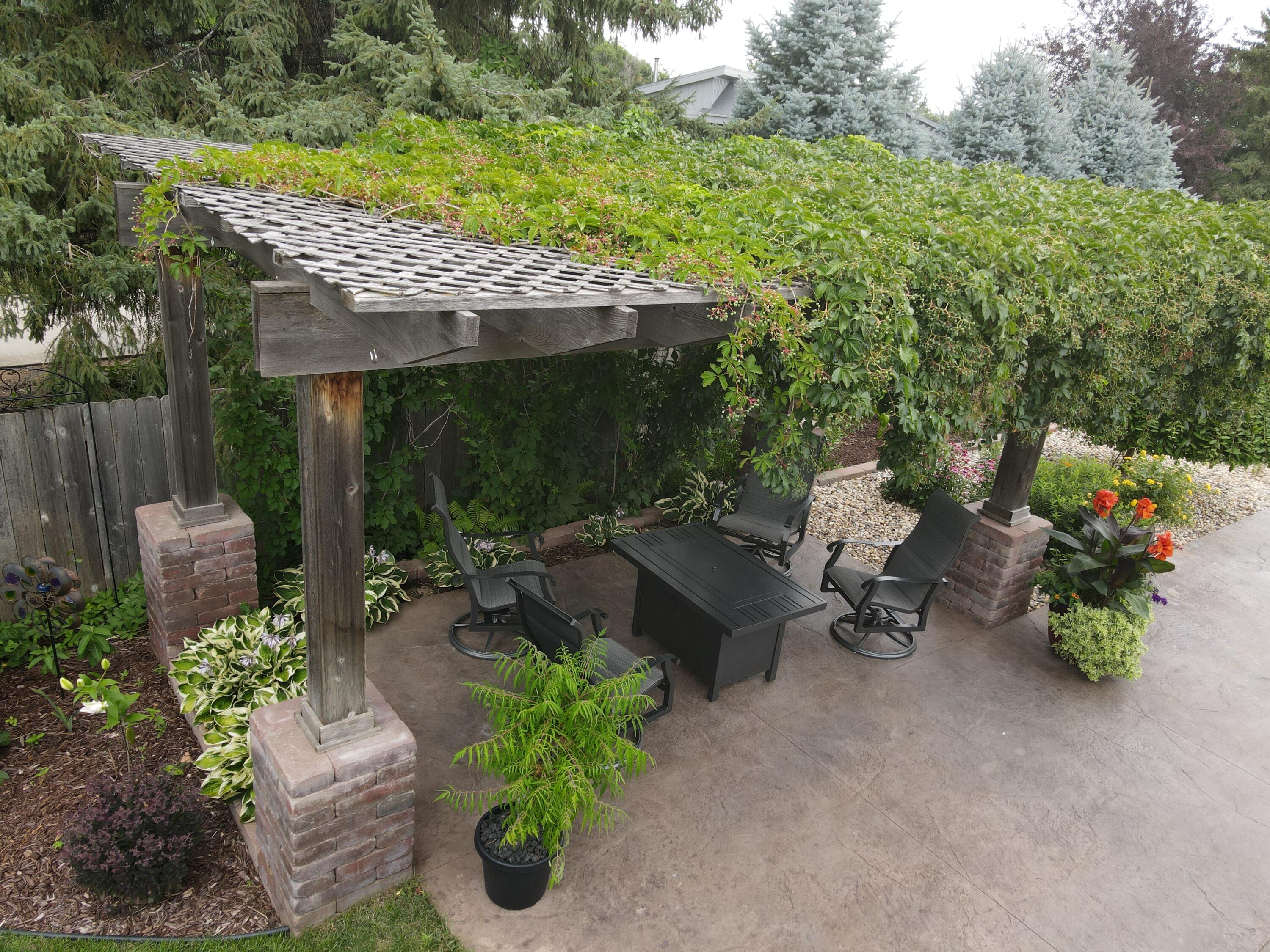 1010 Chalkstone Dr
