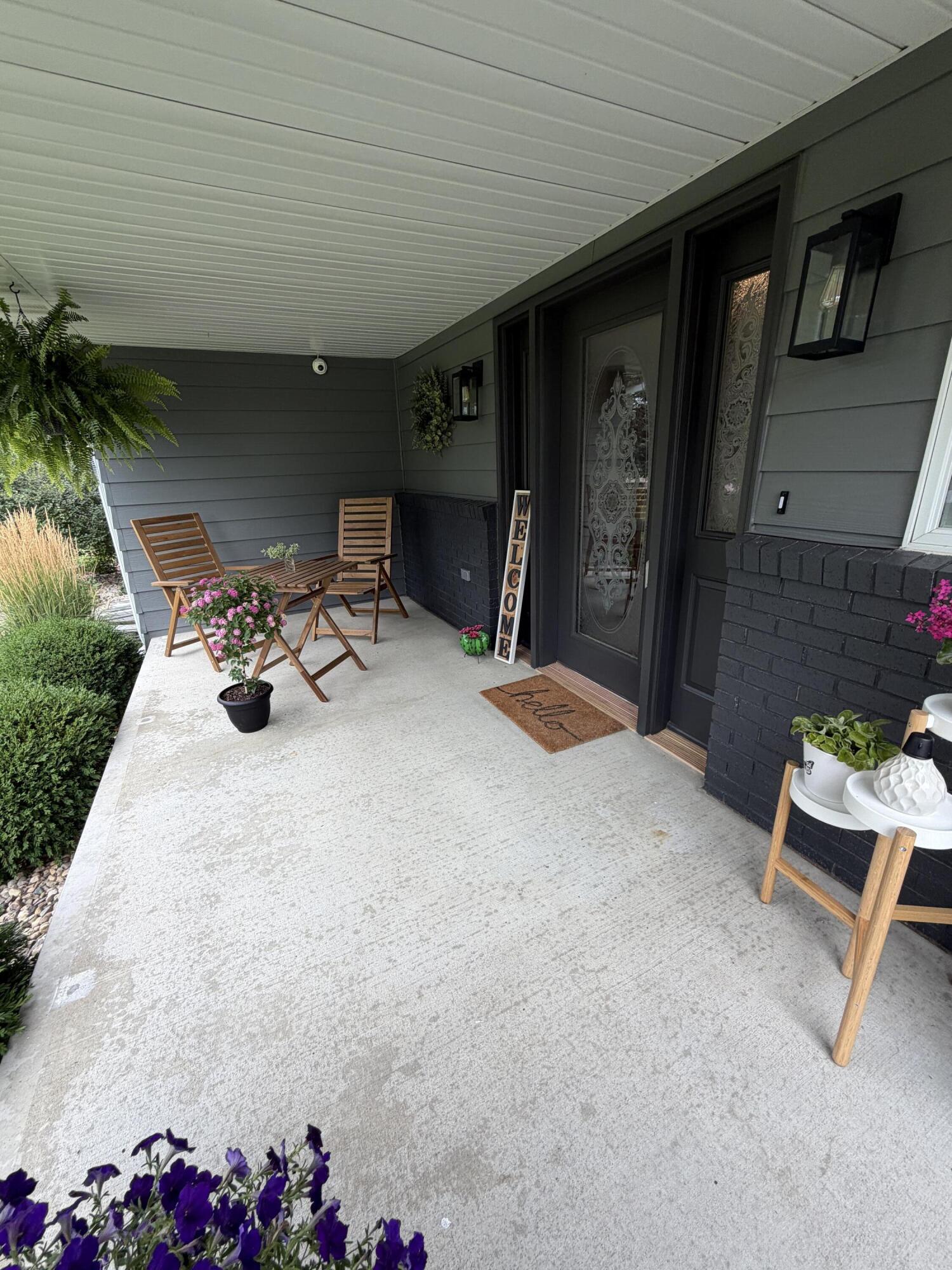 1010 Chalkstone Dr