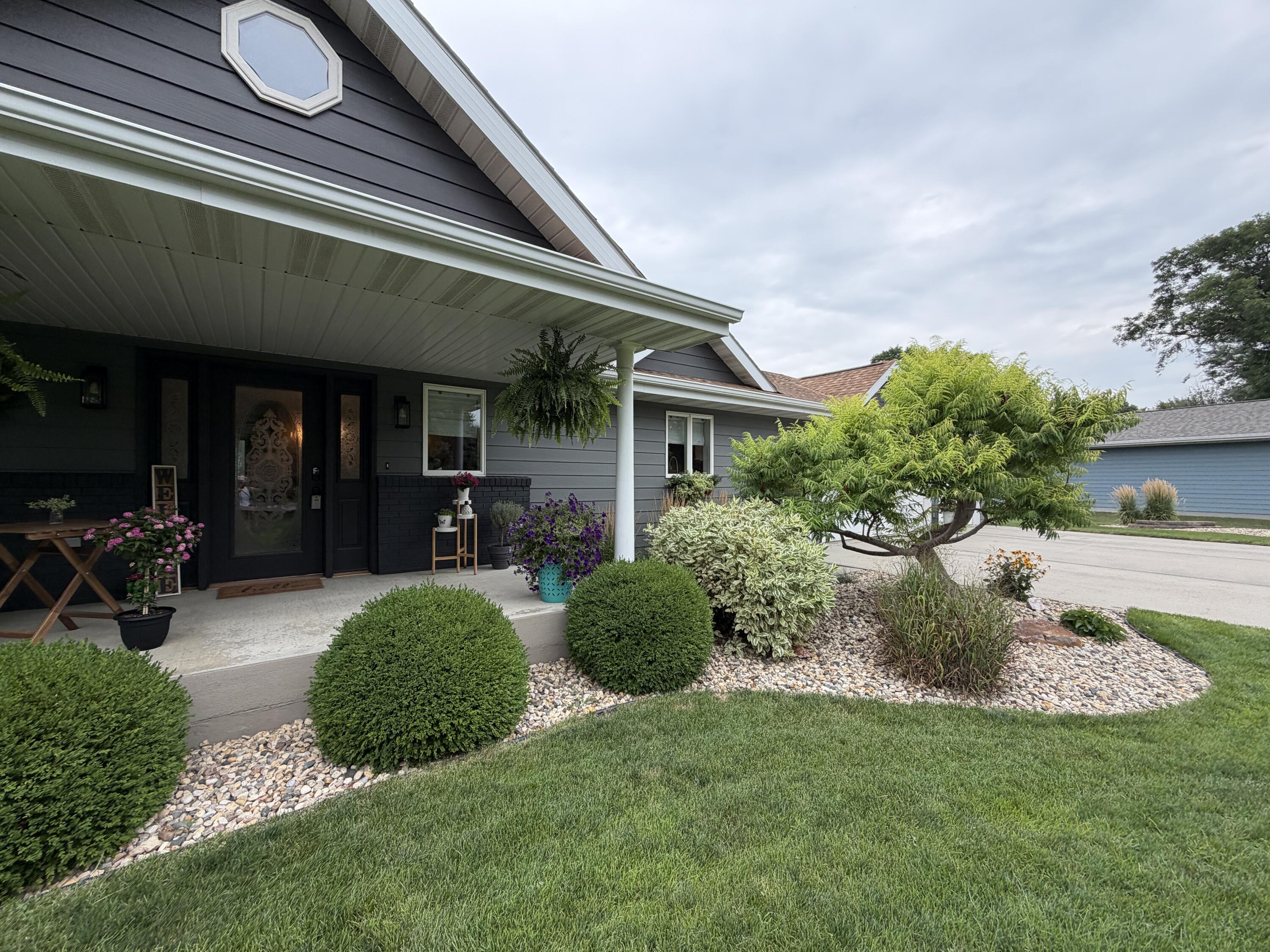 1010 Chalkstone Dr