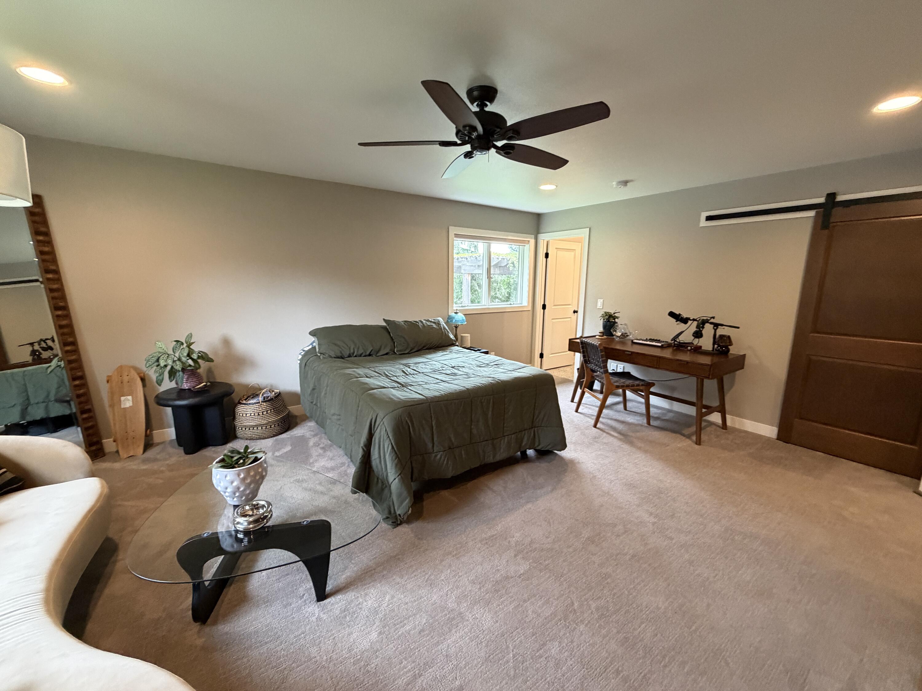 1010 Chalkstone Dr
