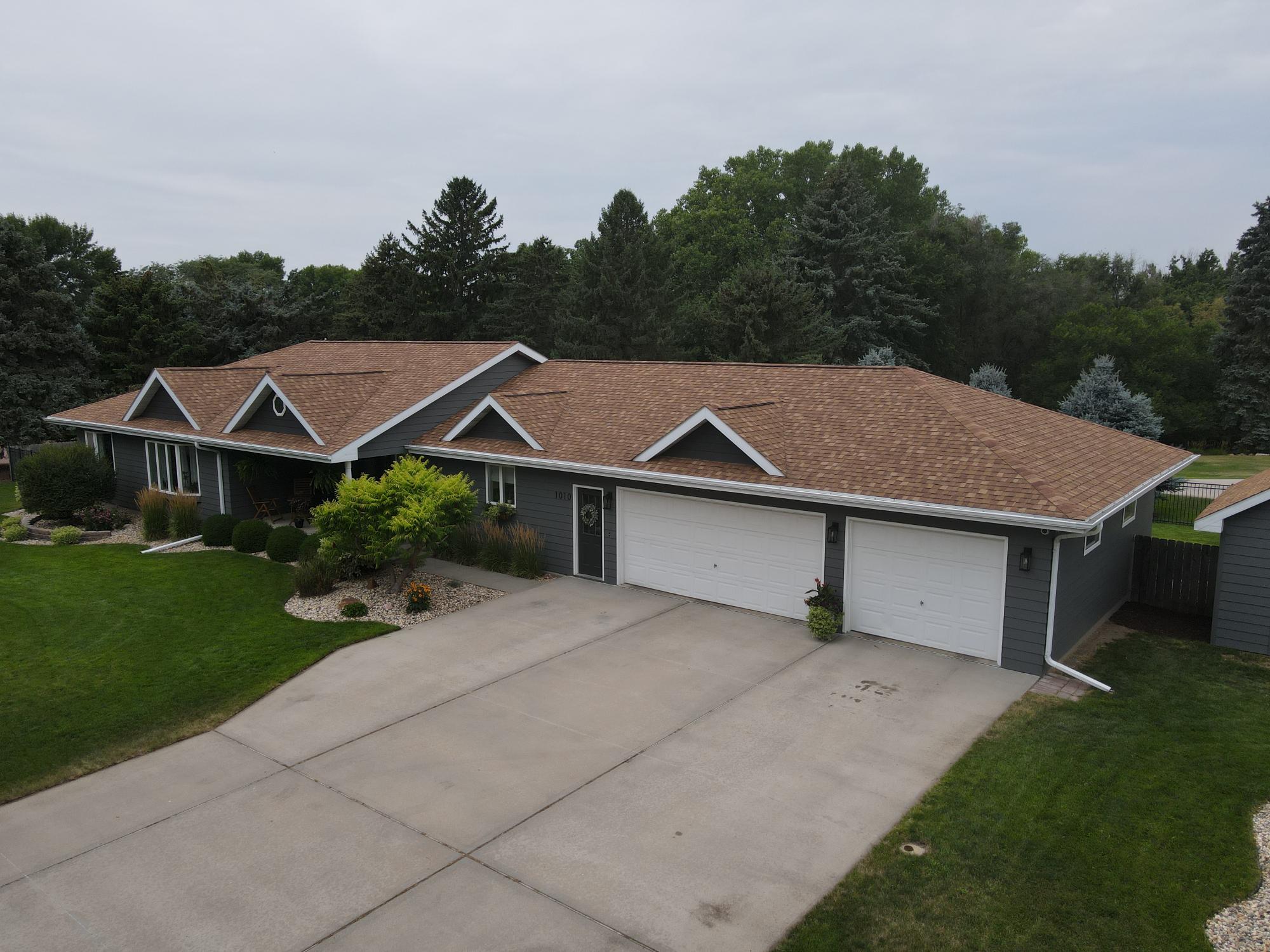1010 Chalkstone Dr