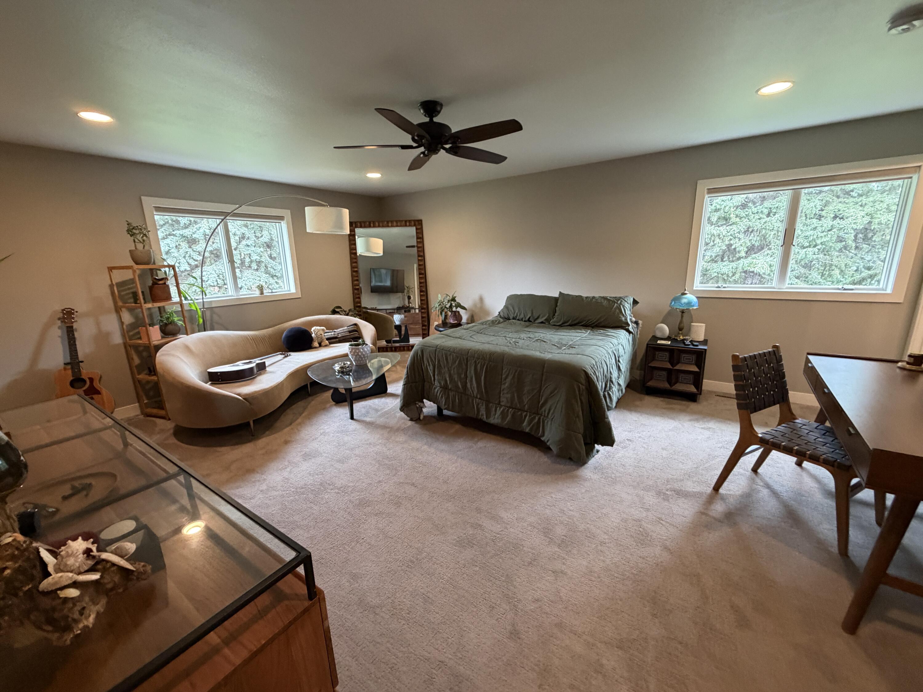 1010 Chalkstone Dr