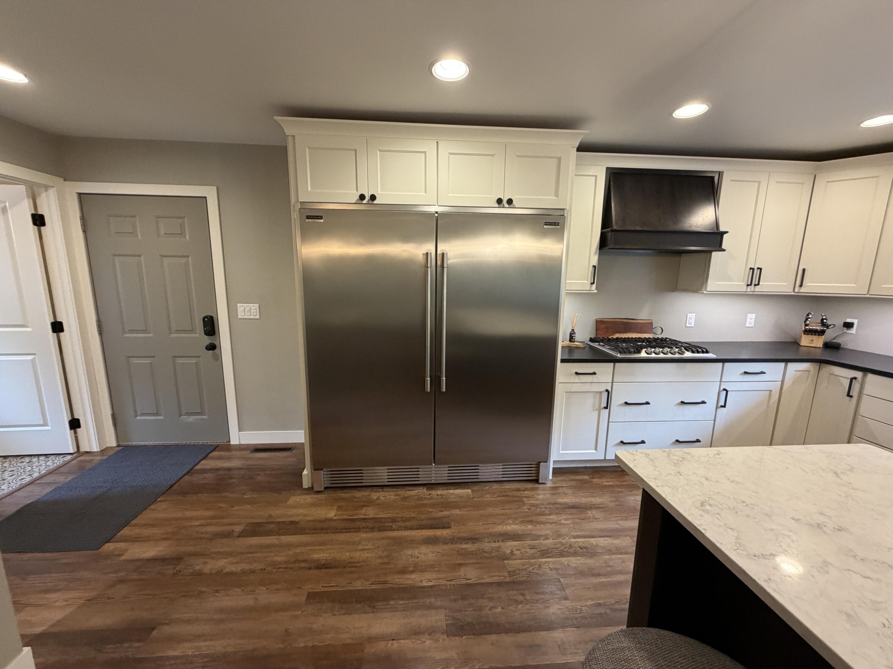 1010 Chalkstone Dr