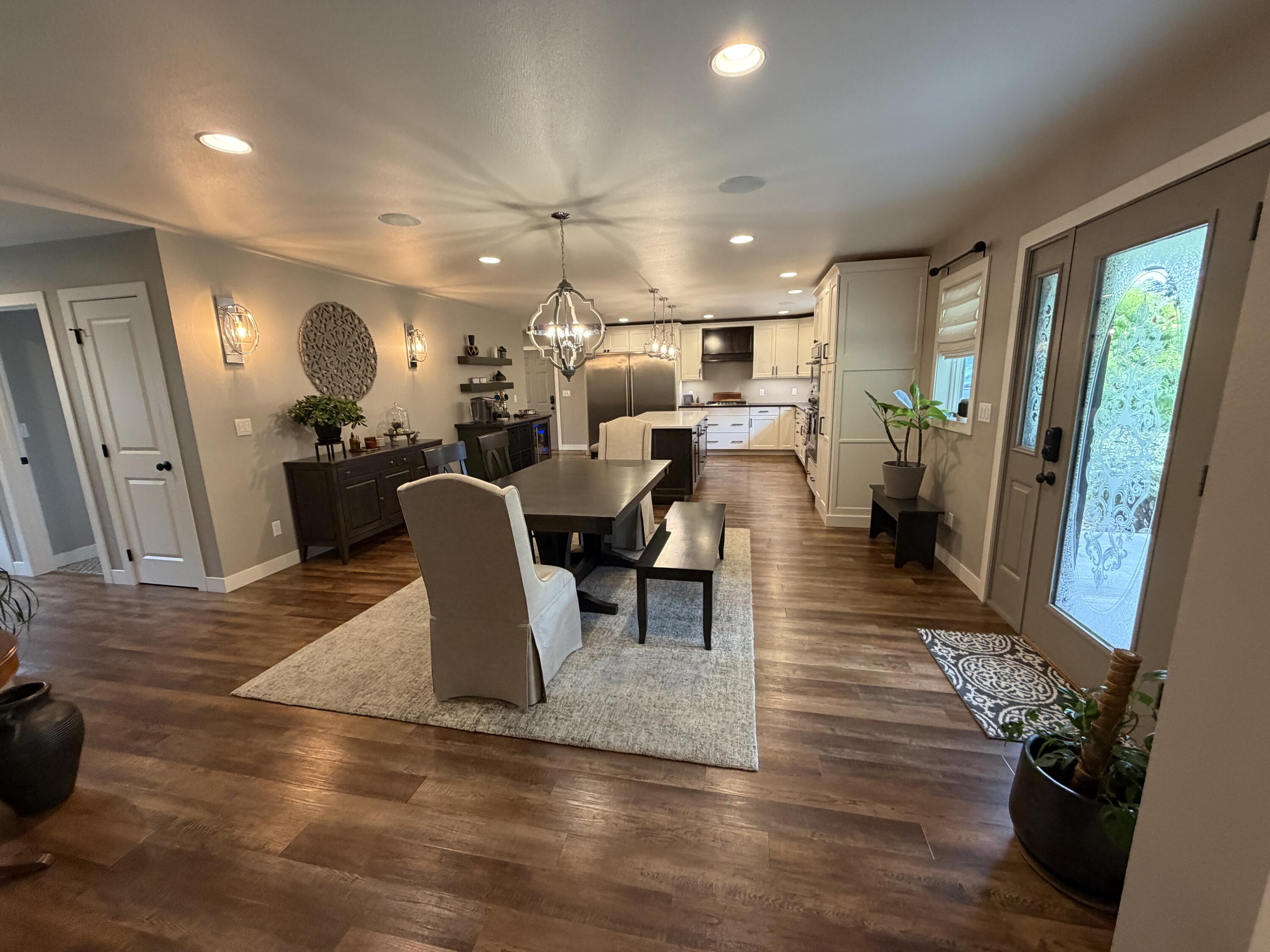 1010 Chalkstone Dr