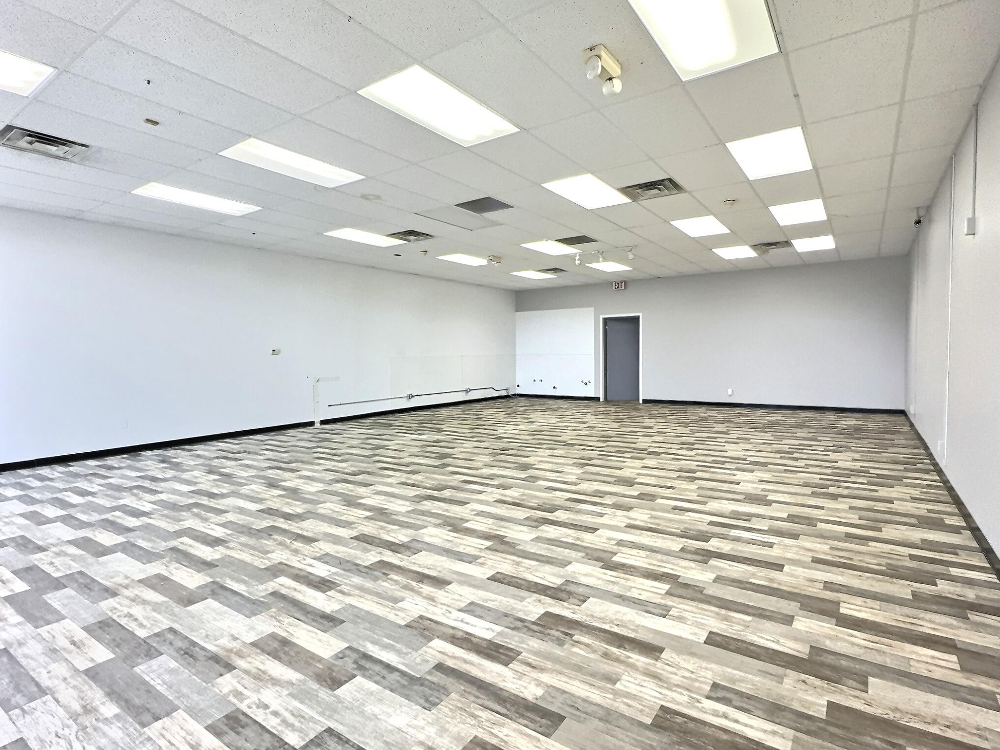 #3, 1901 N Main St