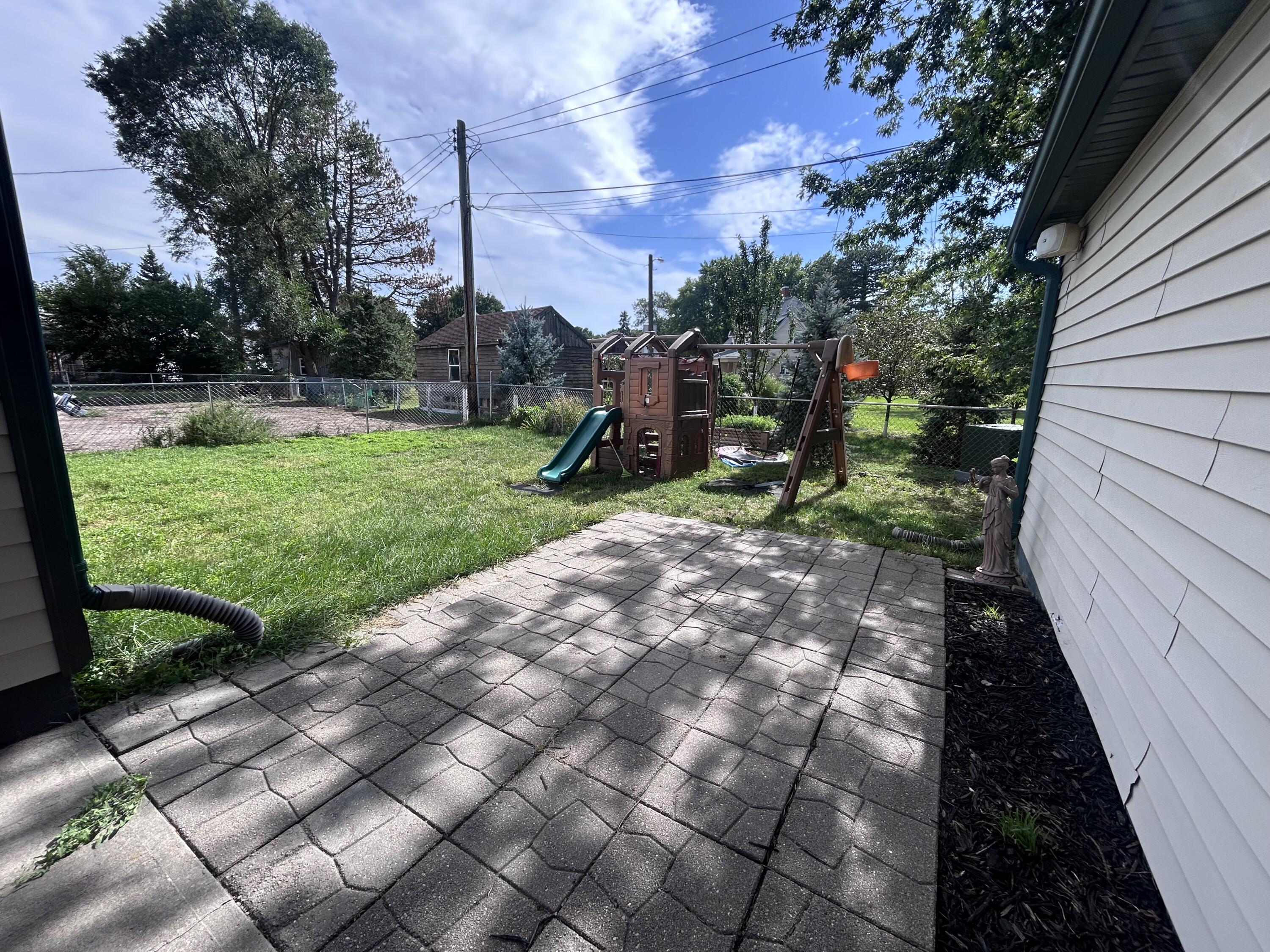 1309 E 5th Ave