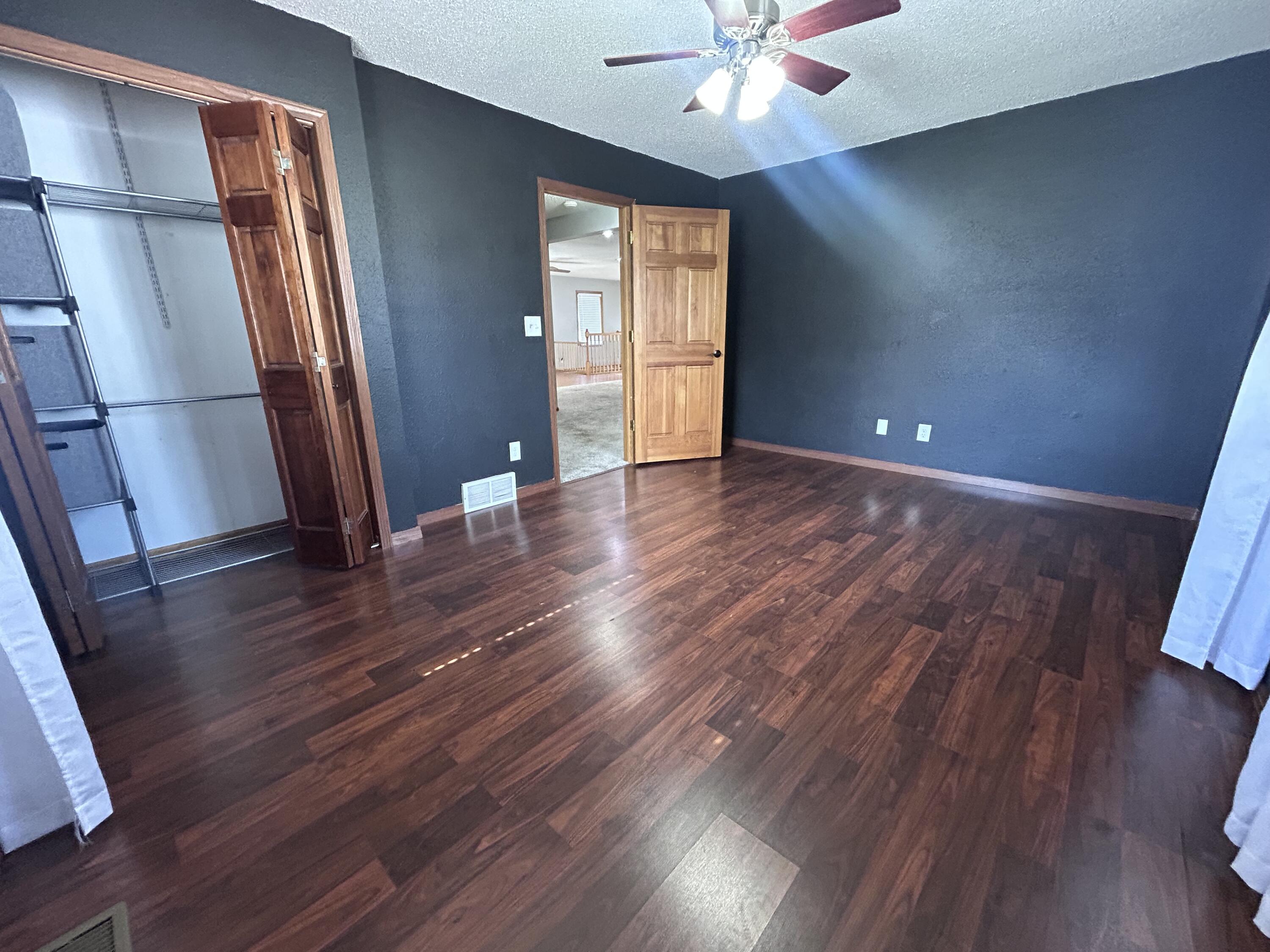 1309 E 5th Ave
