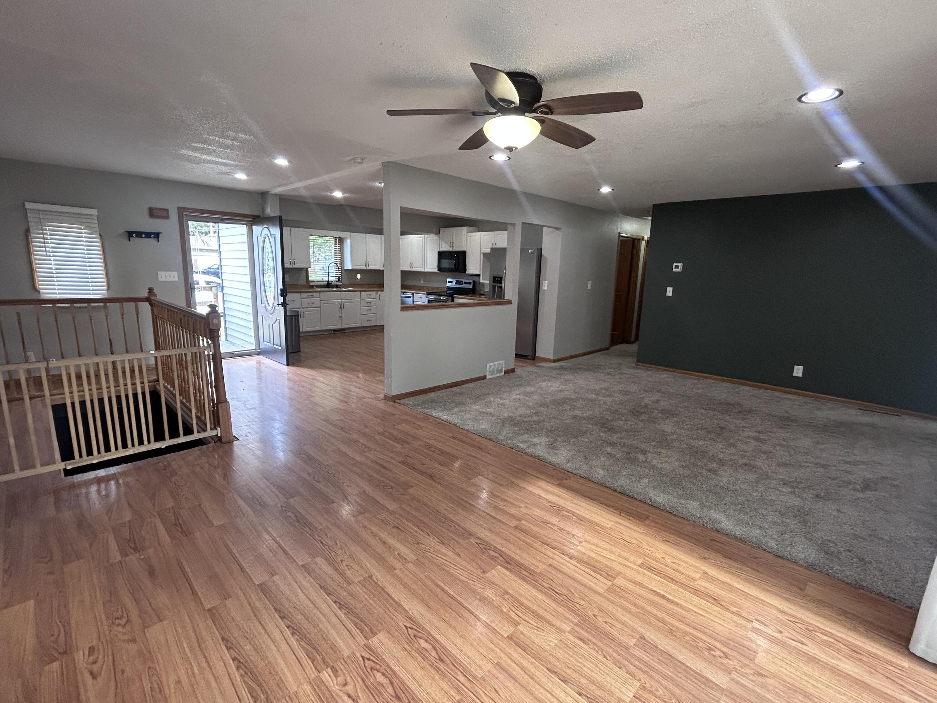 1309 E 5th Ave