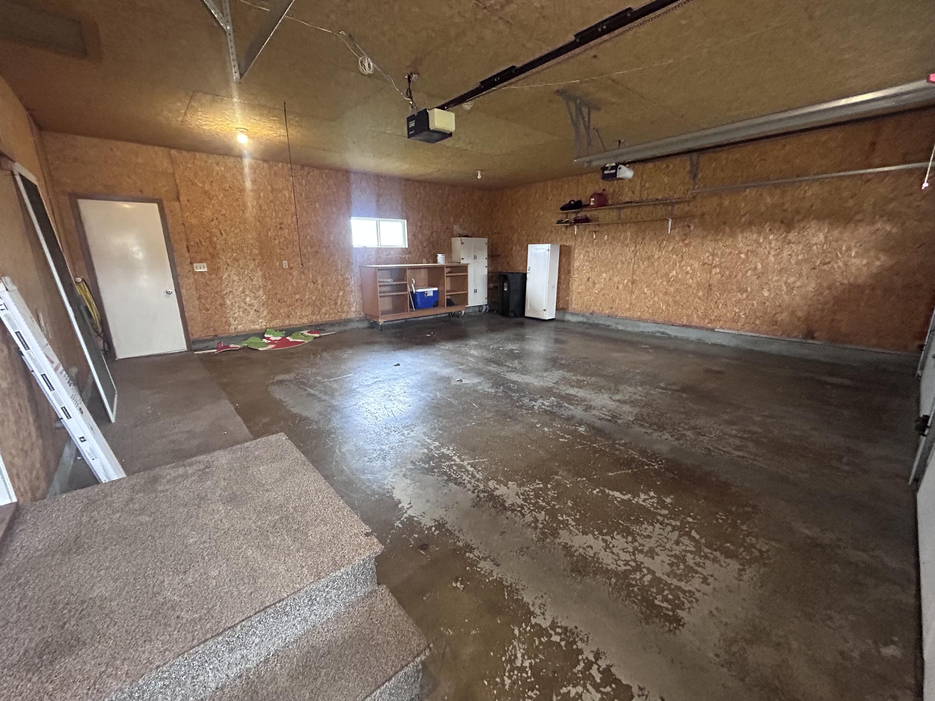 708 W Walnut St