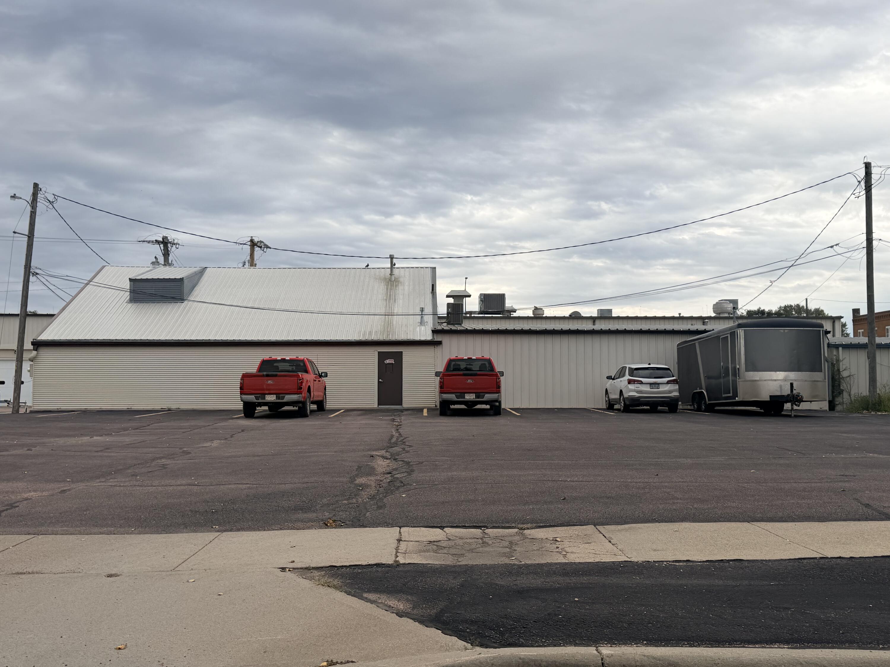 110 1/2 N Lawler St