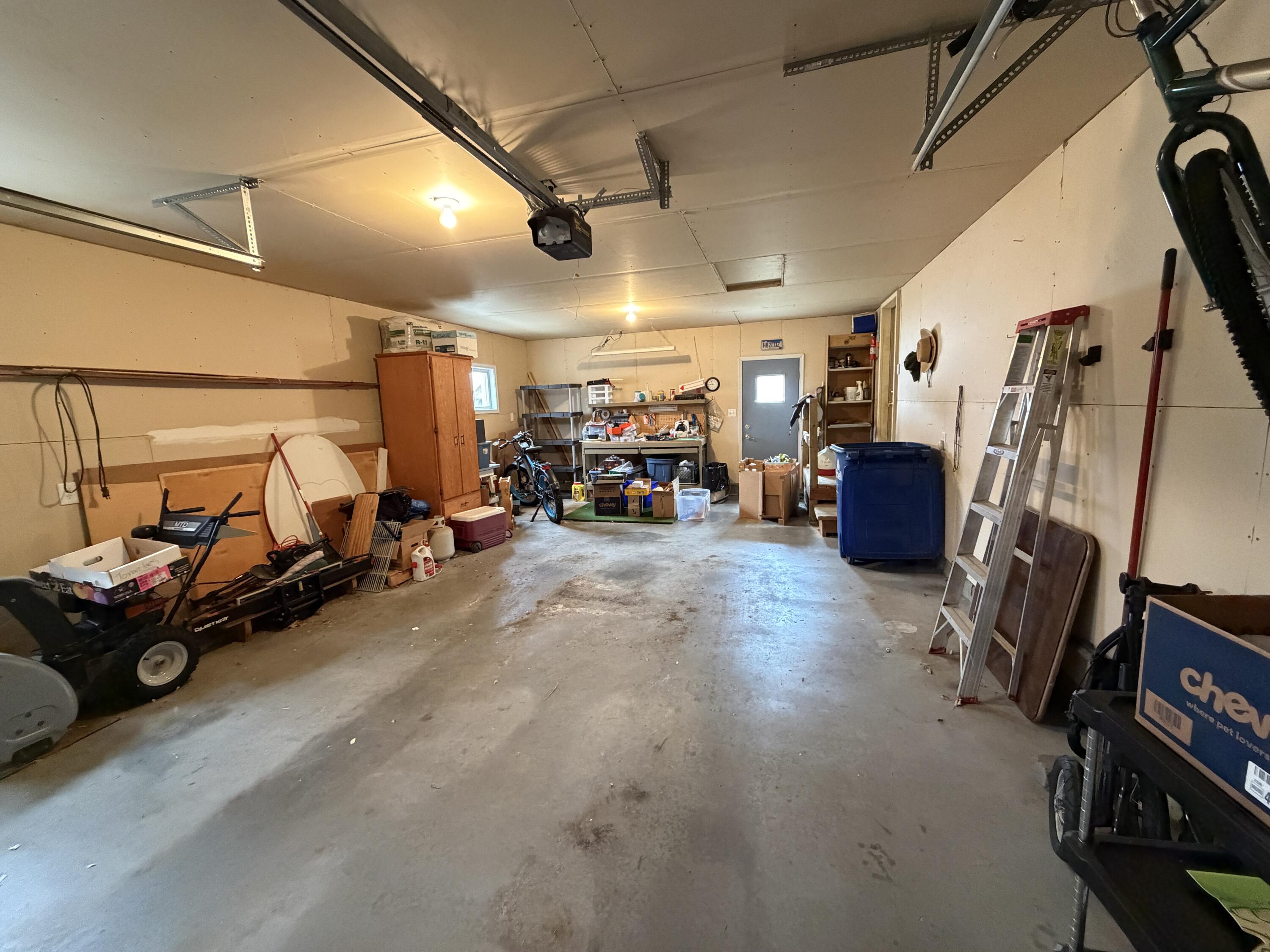 1000 E 7th Ave