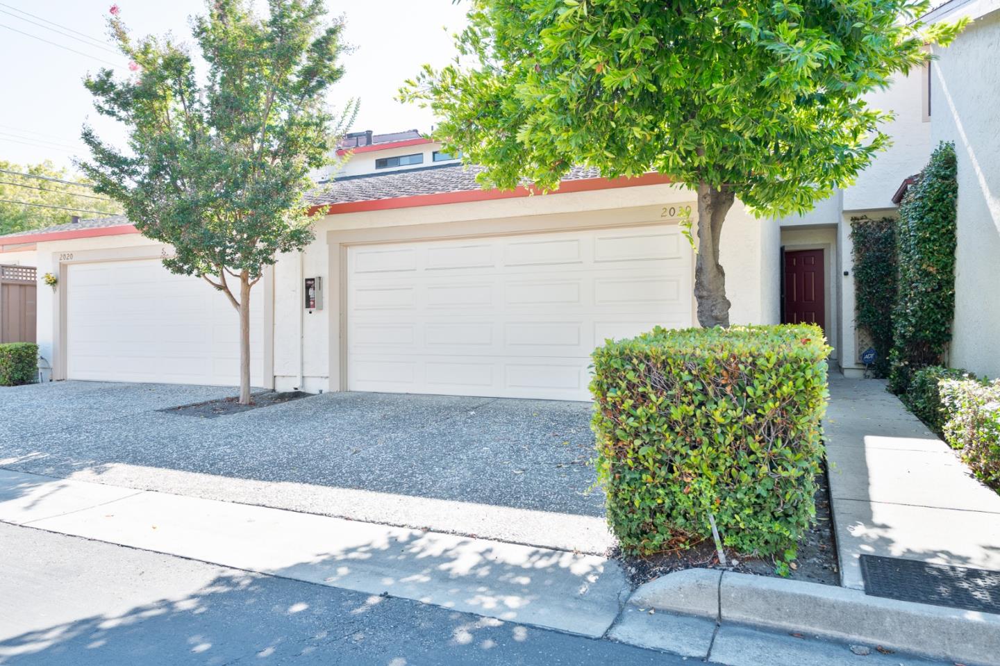 2030 Elm Leaf Court