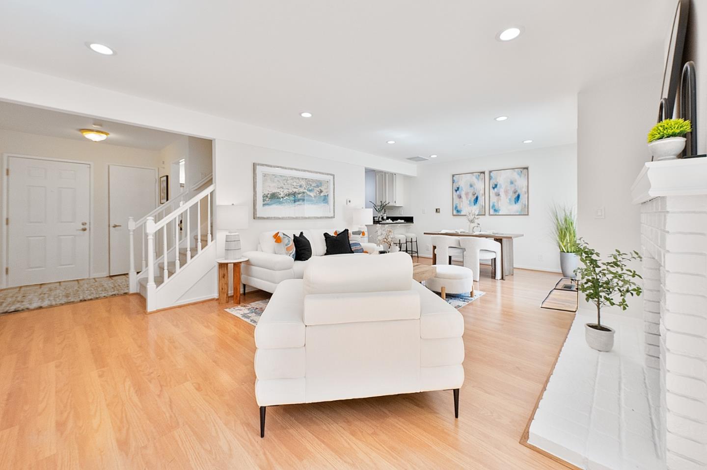 2030 Elm Leaf Court