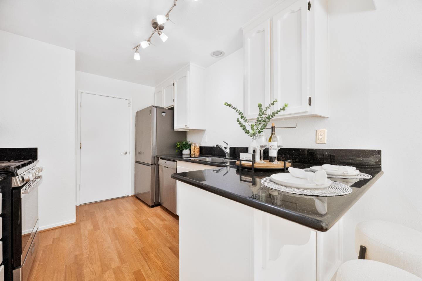 2030 Elm Leaf Court